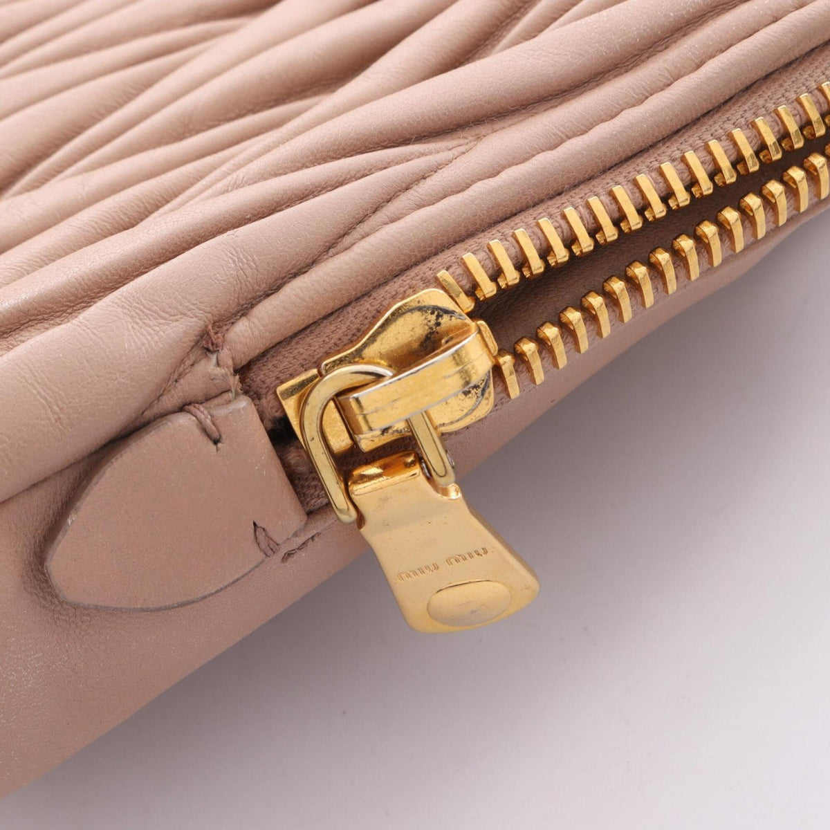 Miu Miu Matelasse Pink Leather Handbag Shoulder Bag (Pre-Owned)