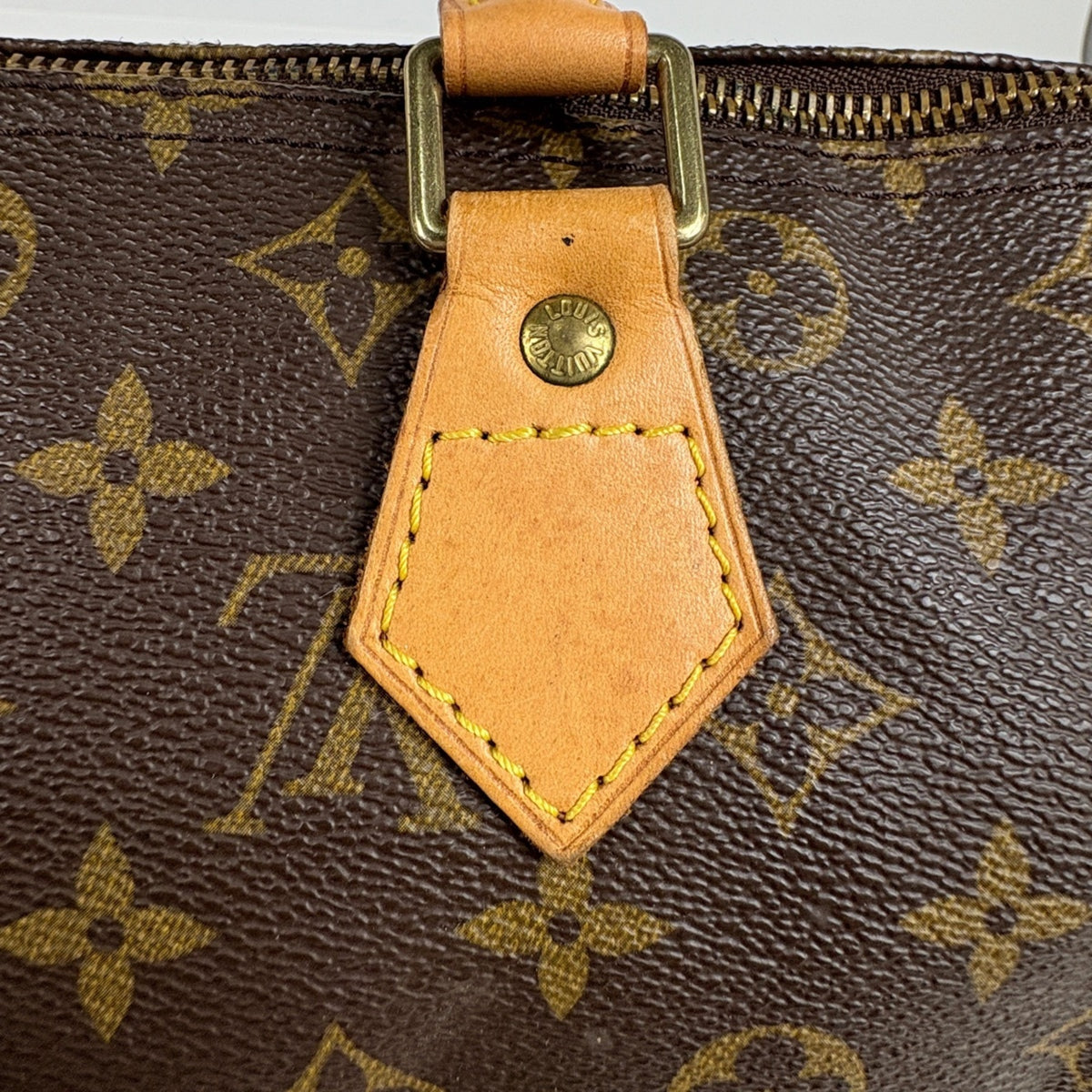 Louis Vuitton Brown Monogram Handbag (Pre-Owned)
