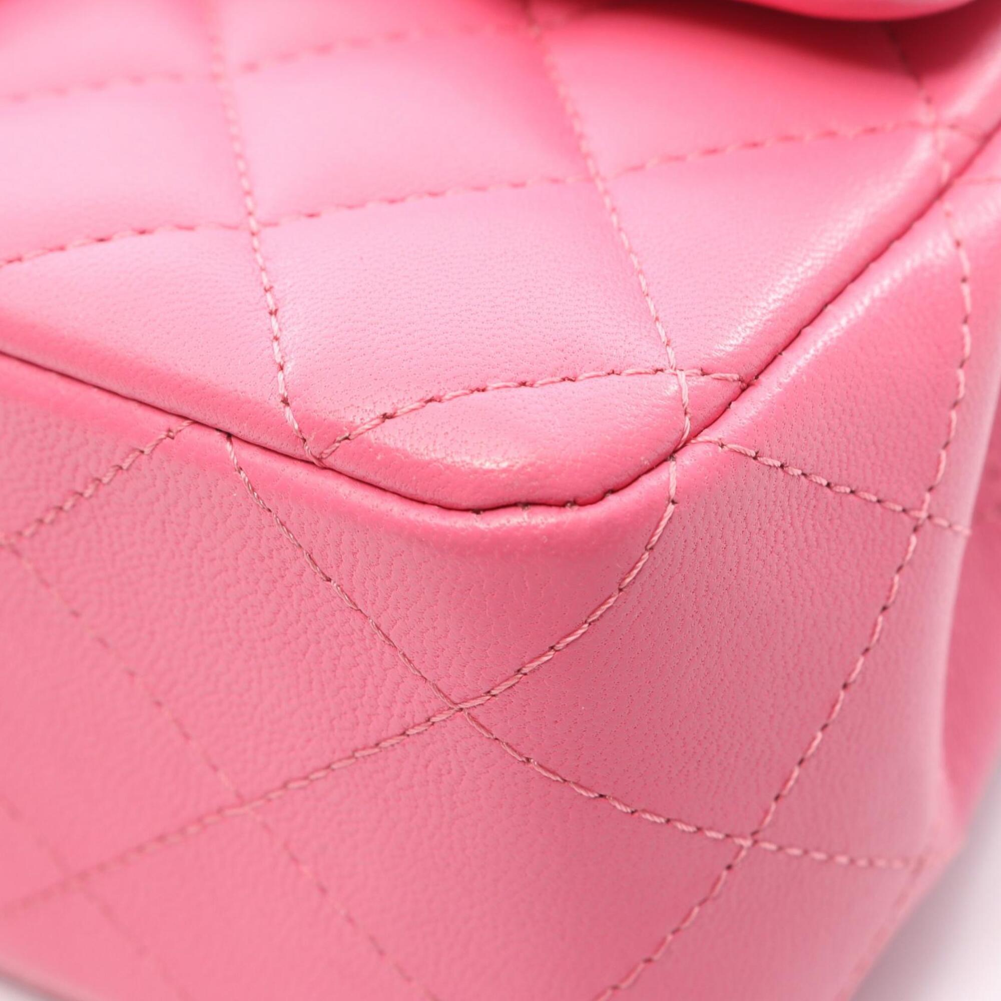Chanel Pink Leather Handbag Shoulder Bag (Pre-Owned)