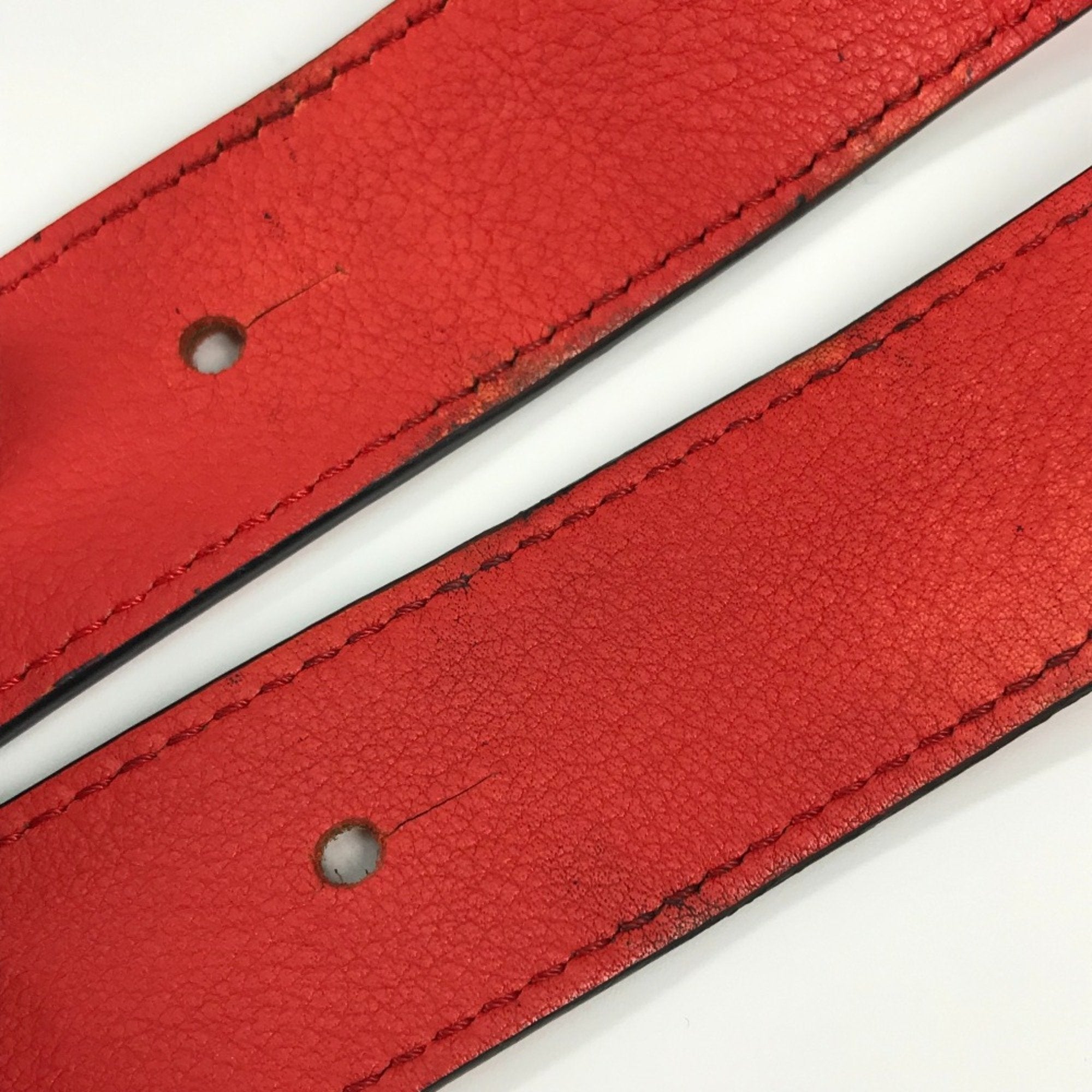 Loewe Red Leather Handbag (Pre-Owned)