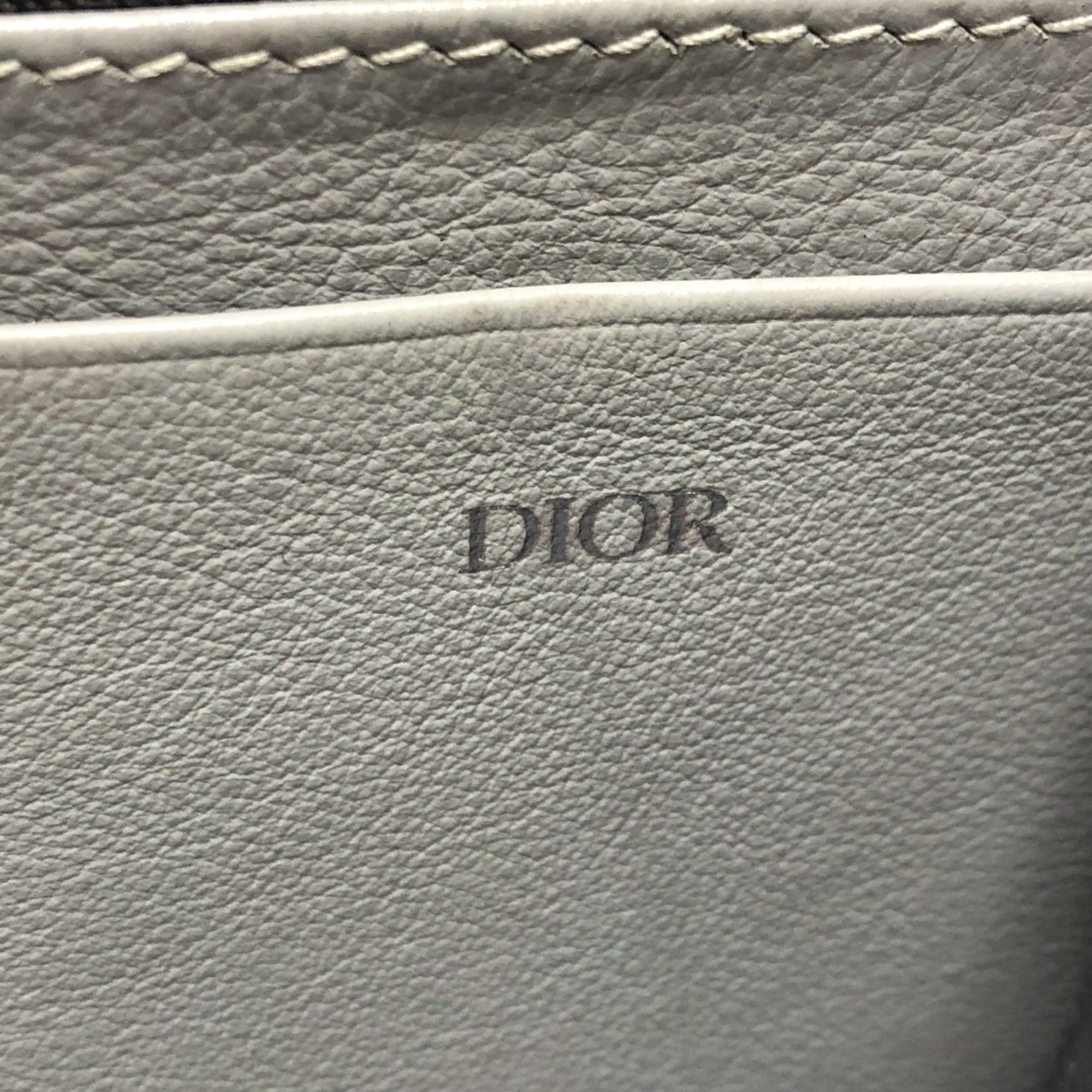 Christian Dior Gray Cloth Shoulder Bag (Pre-Owned)