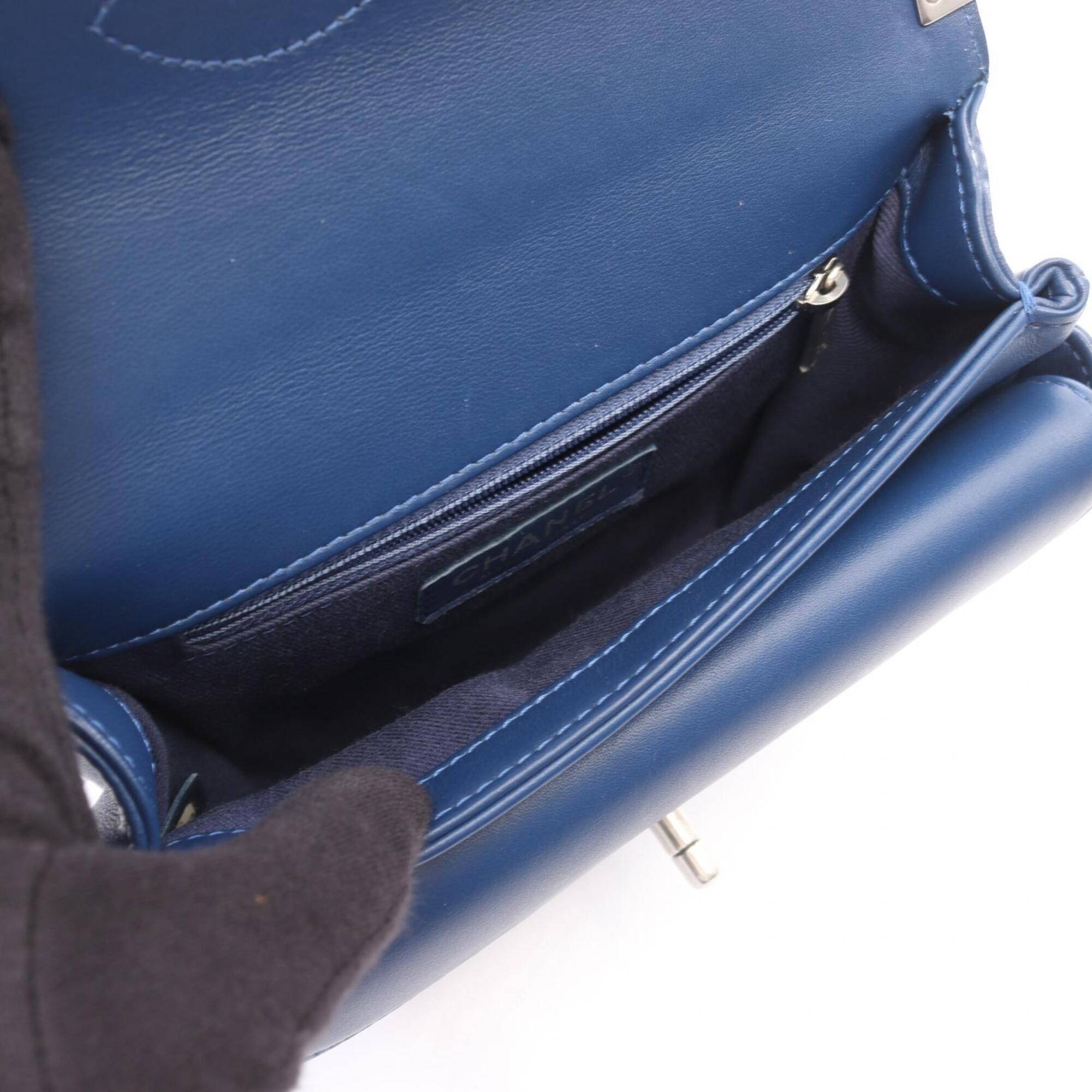 Chanel Blue Leather Handbag Shoulder Bag (Pre-Owned)