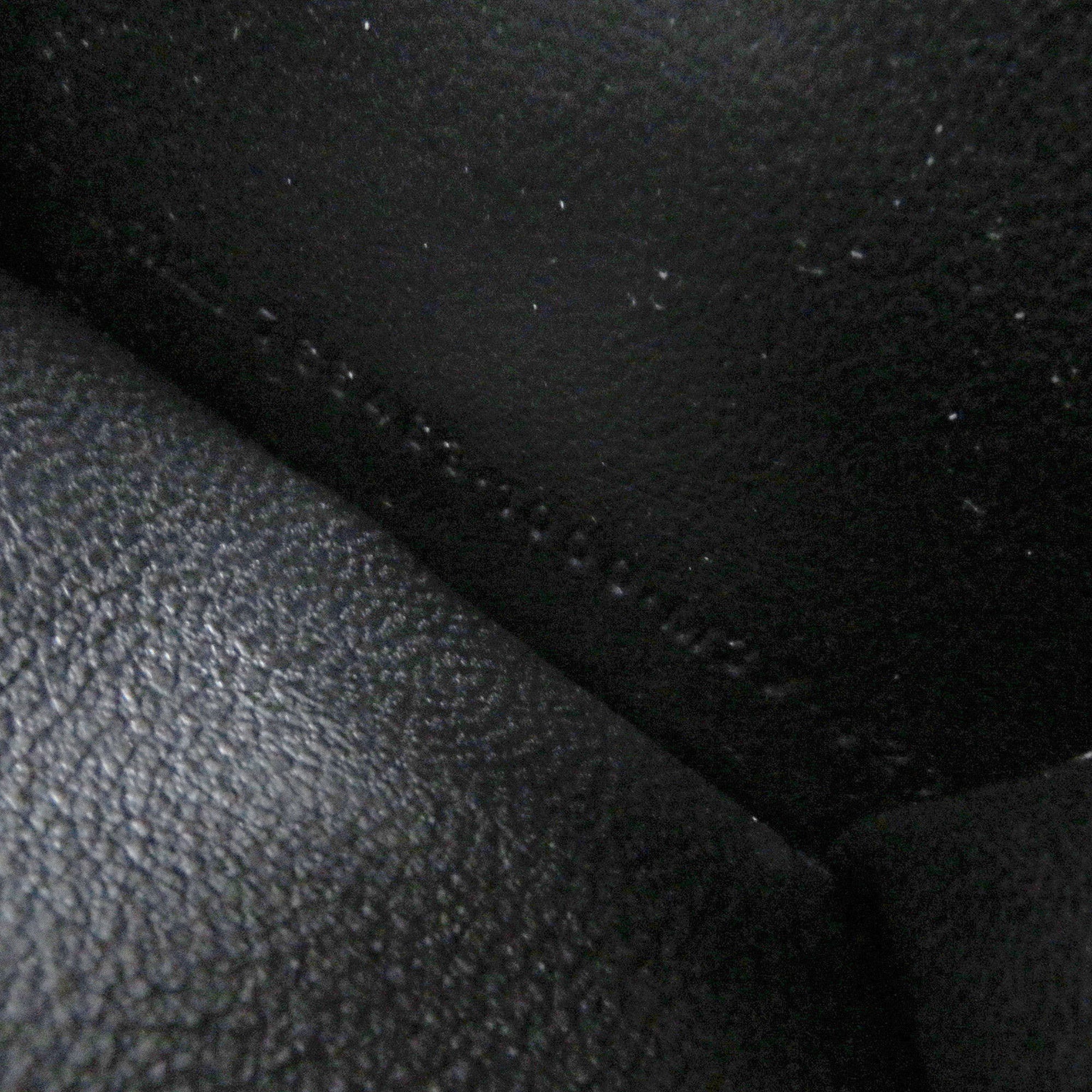 Balenciaga Black Leather Wallet (Tri-Fold) (Pre-Owned)