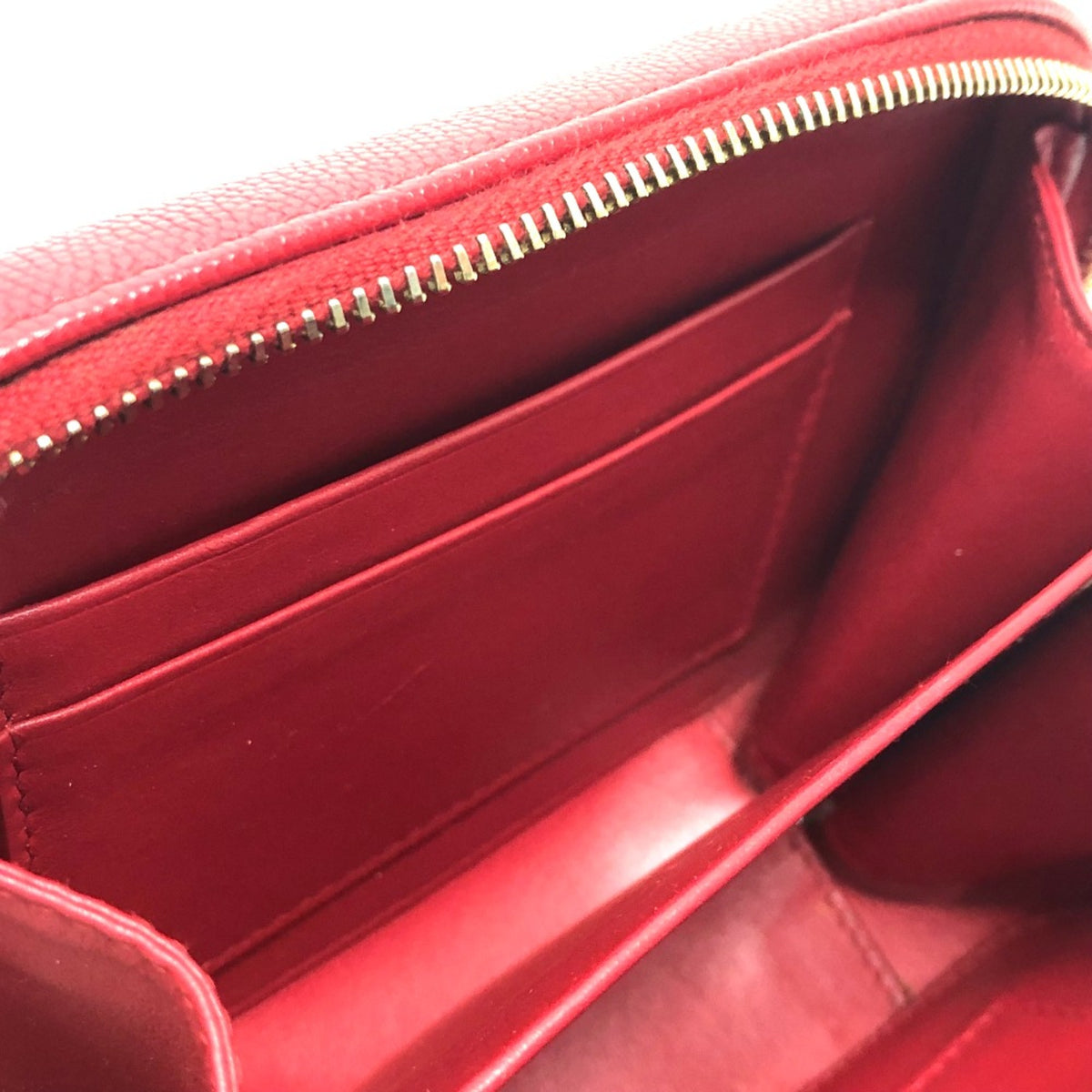 Chanel Red Leather Shoulder Bag (Pre-Owned)