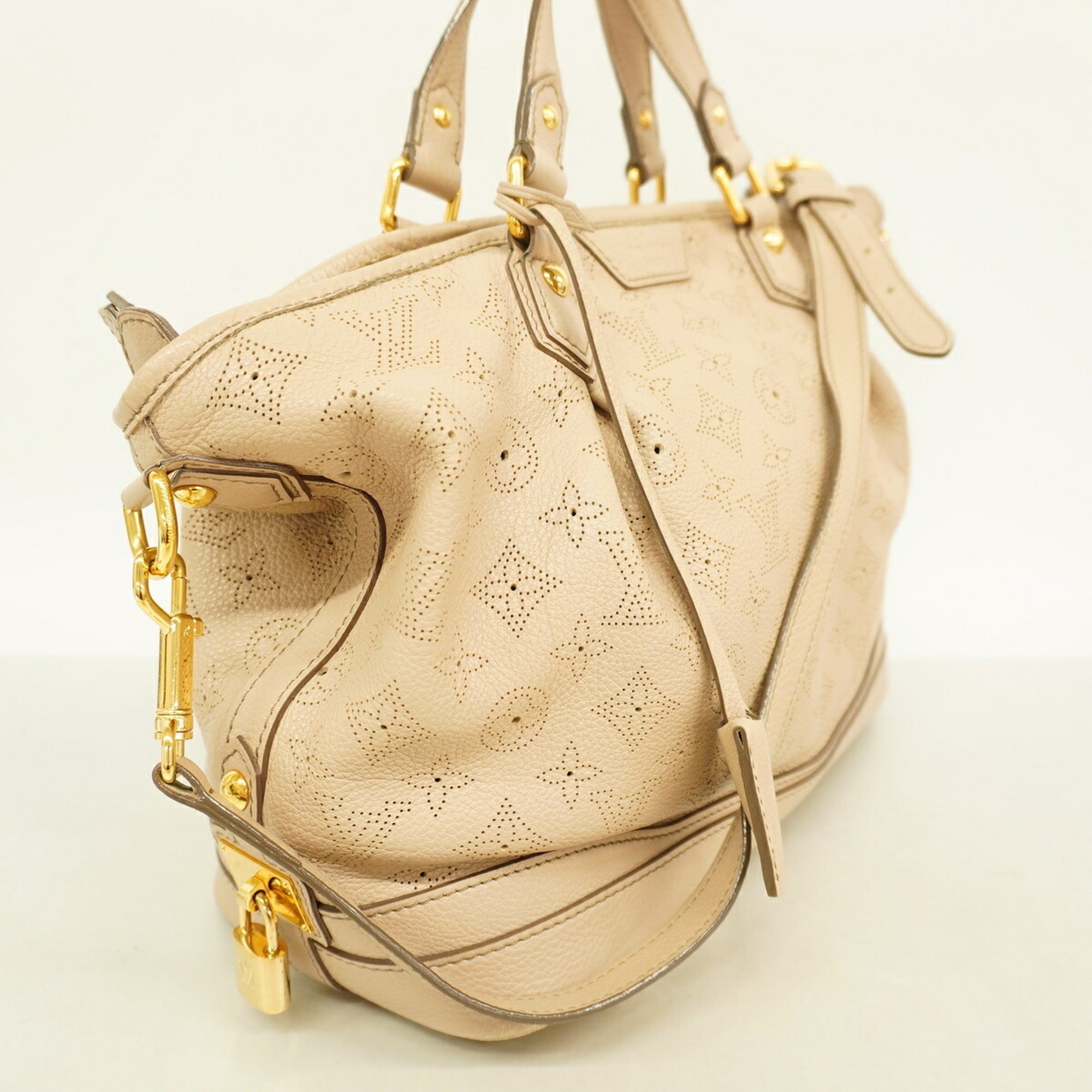 Louis Vuitton Sable Handbag (Pre-Owned)