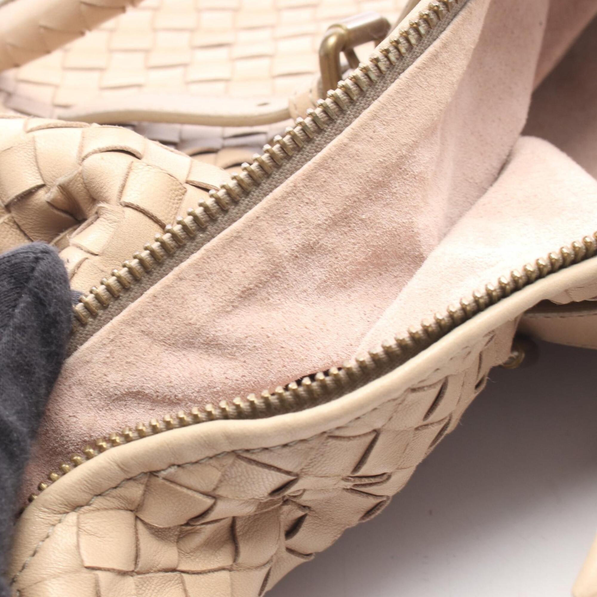 Bottega Veneta Intrecciato Beige Intrecciato Handbag (Pre-Owned)