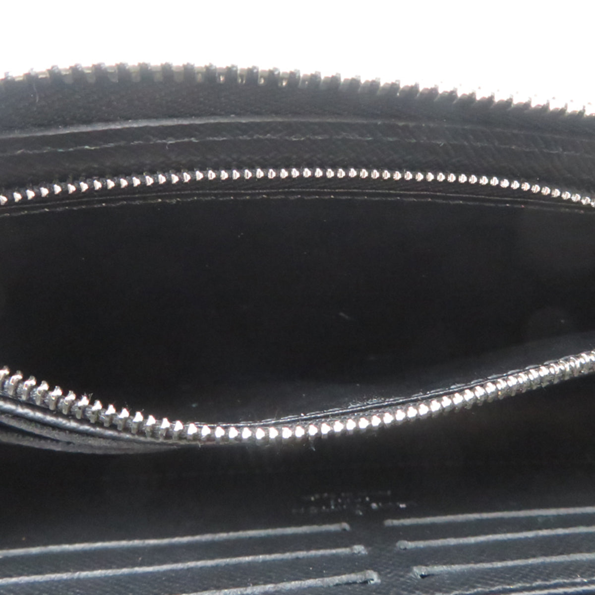 Louis Vuitton Black Damier Graphite Long Wallet (Bi-Fold) (Pre-Owned)