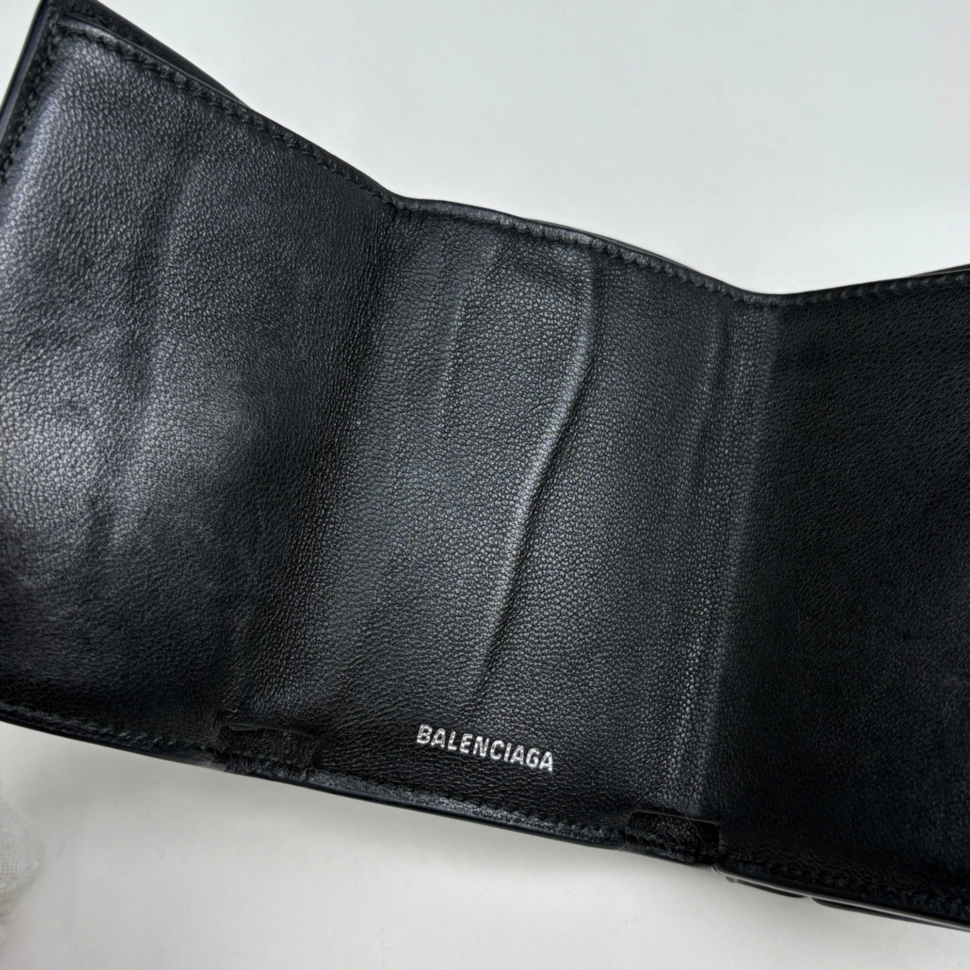 Balenciaga Black Leather Checkbook Holder (Pre-Owned)