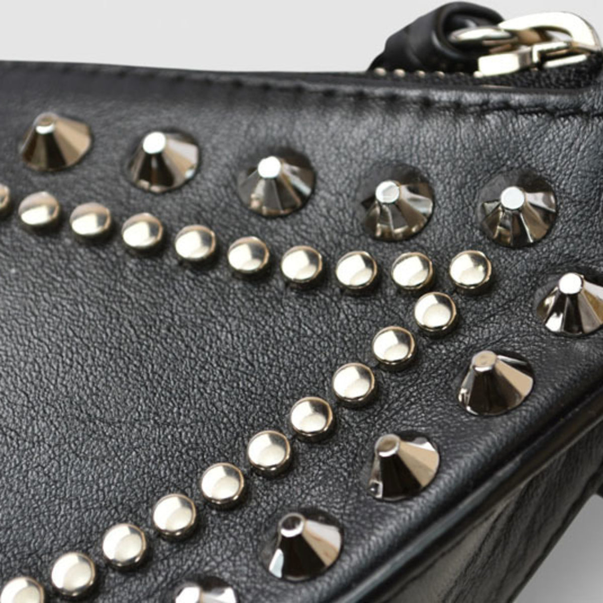 Jimmy Choo Black Leather Fanny Pack Shoulder Bag Sling Bag (Pre-Owned)