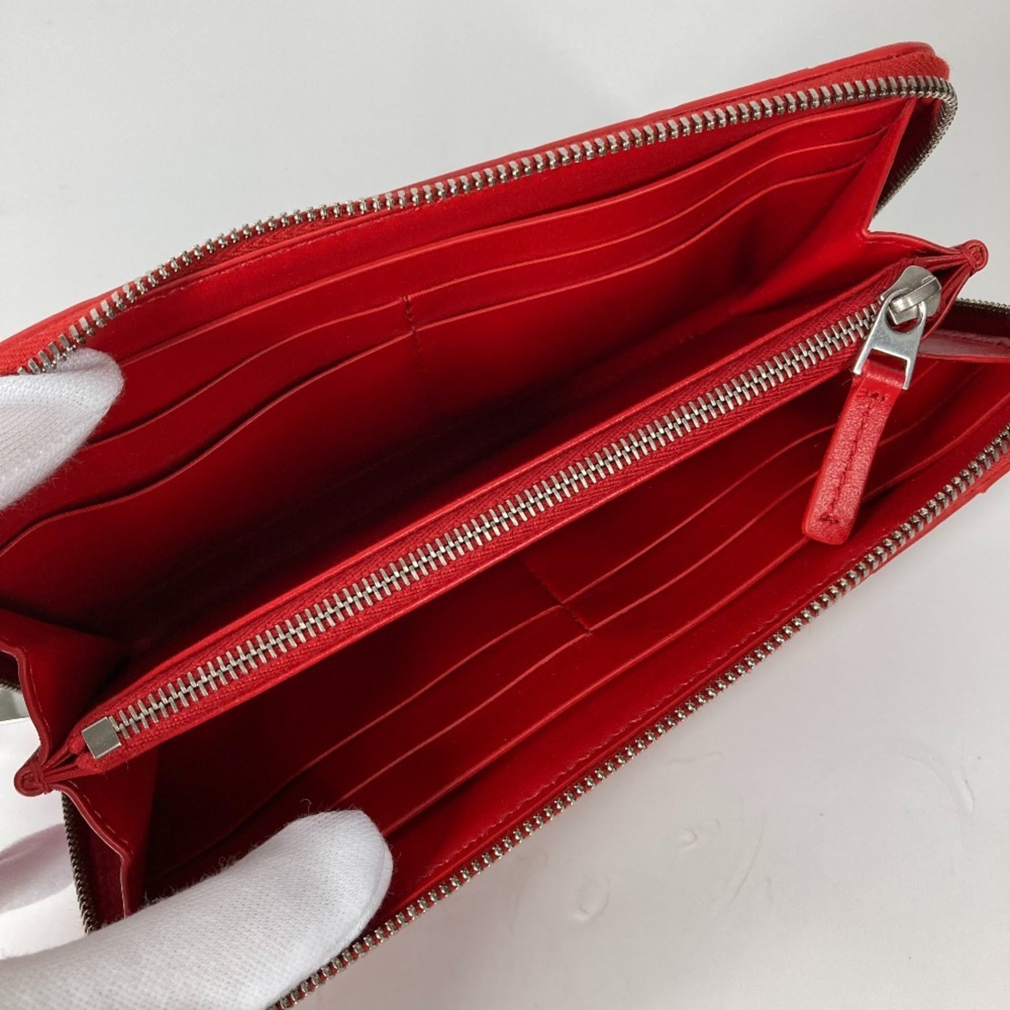 Bottega Veneta Red Color Intrecciato Long Wallet (Bi-Fold) (Pre-Owned)
