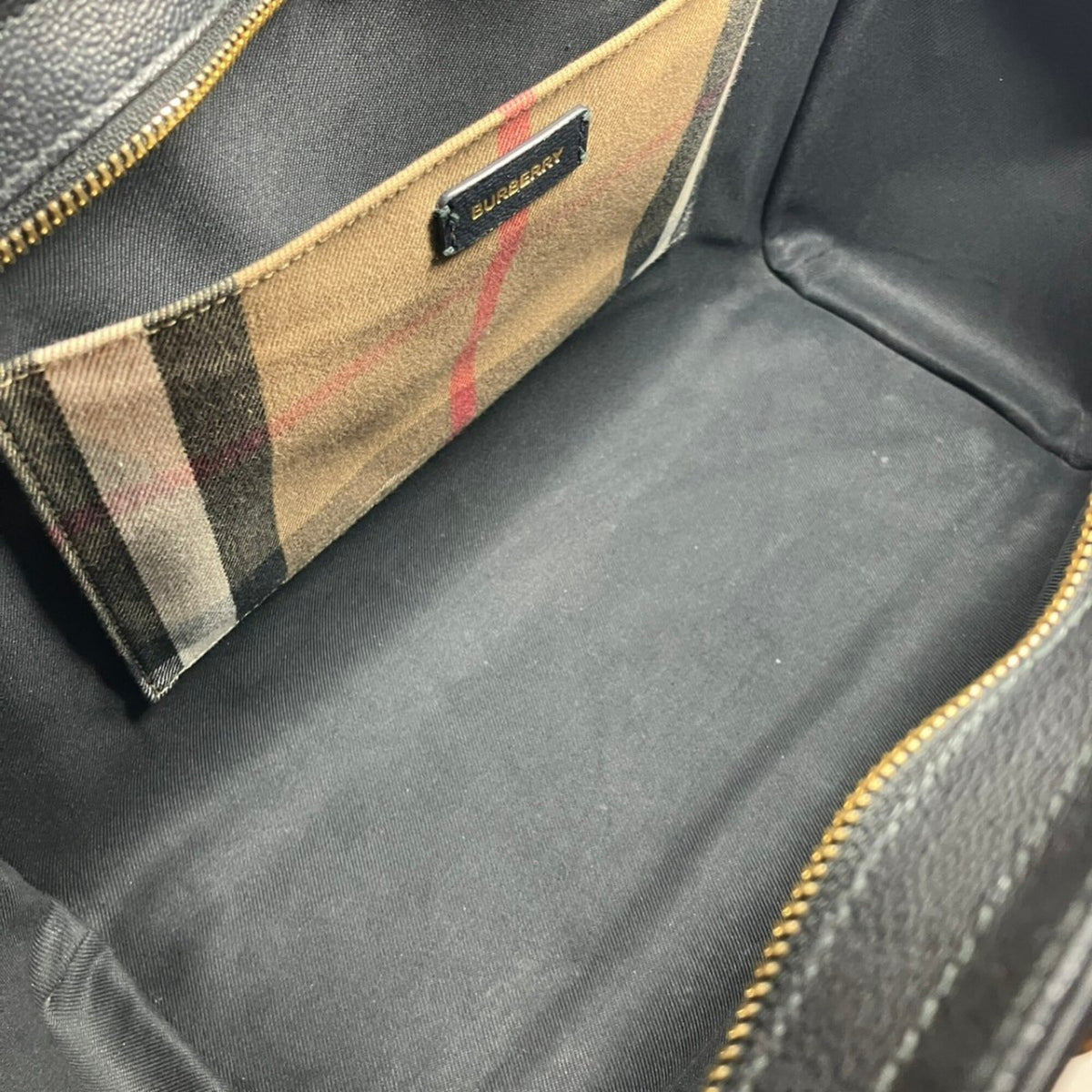 Burberry Navy Leather Canvas Handbag (Pre-Owned)