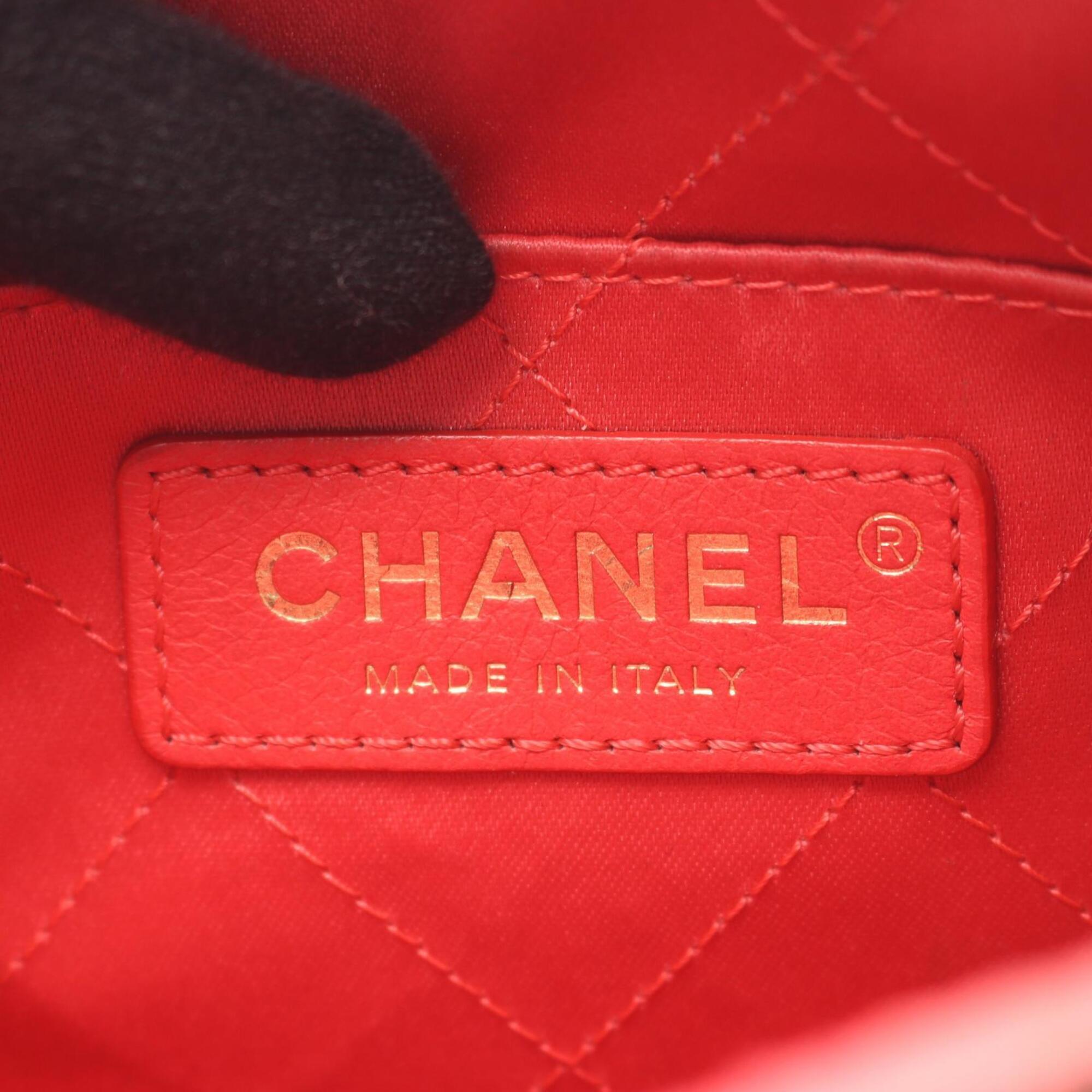 Chanel Black Leather Handbag Shoulder Bag (Pre-Owned)