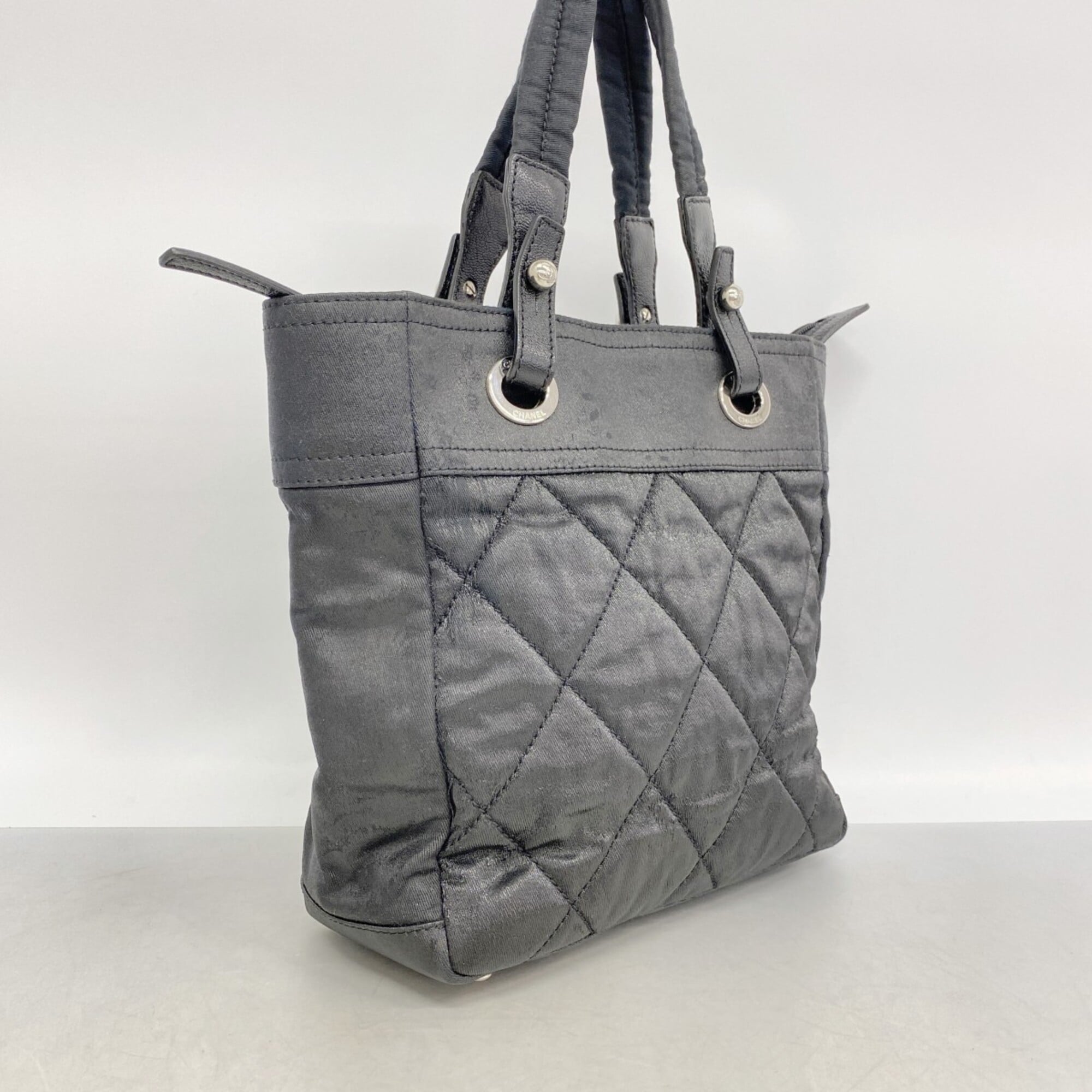 Chanel Black Nylon Canvas Tote Bag (Pre-Owned)