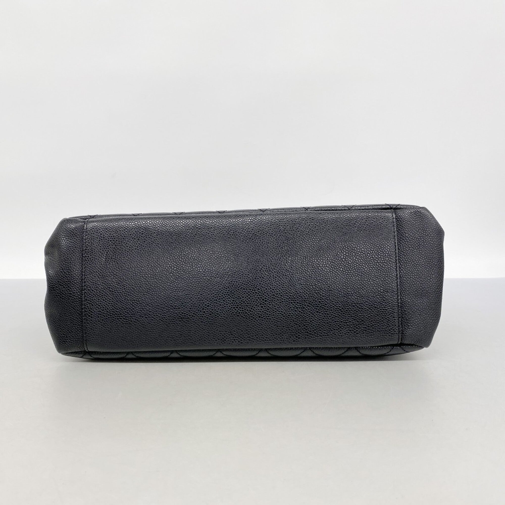 Chanel Black Grained Calfskin Tote Bag (Pre-Owned)