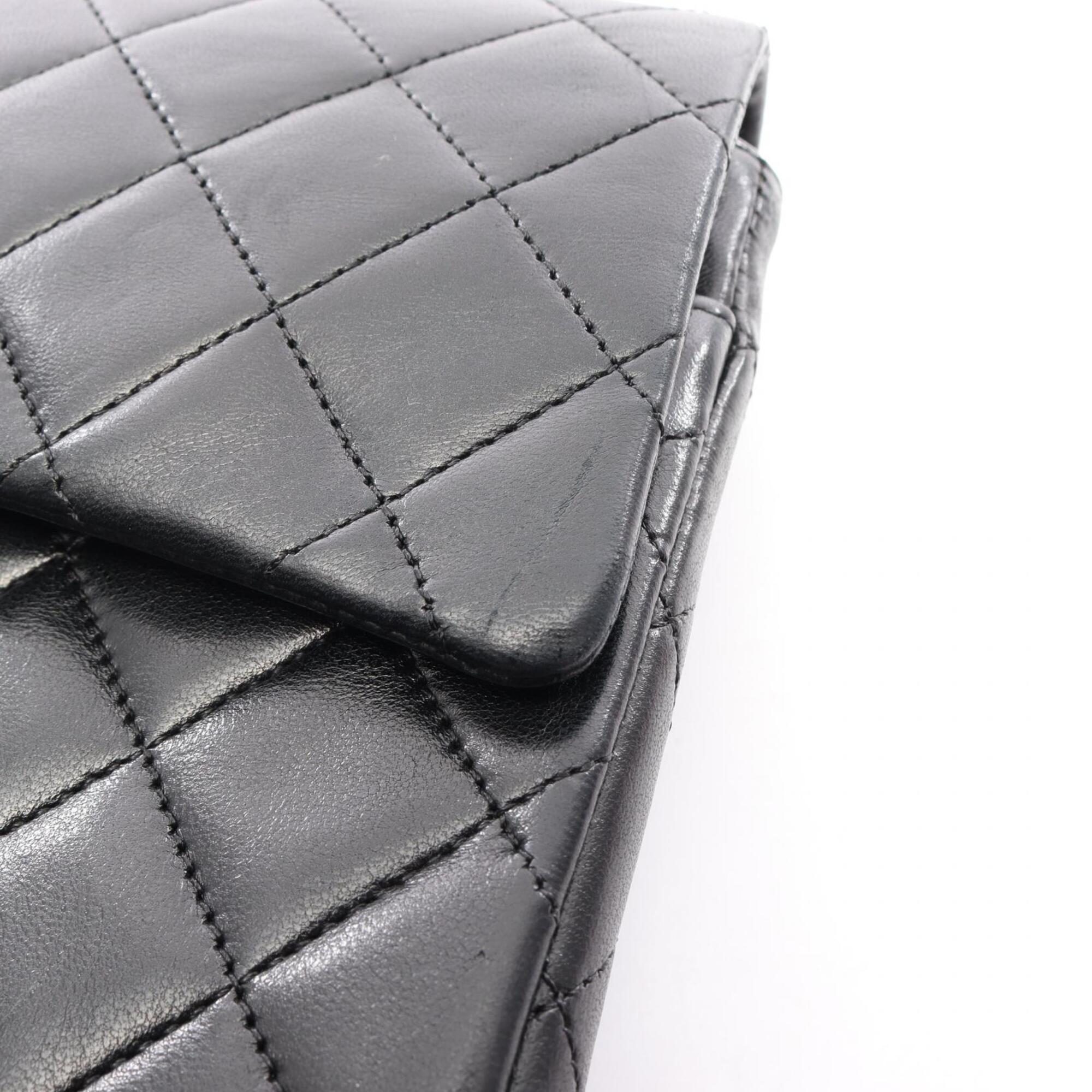 Chanel Black Leather Handbag Shoulder Bag (Pre-Owned)