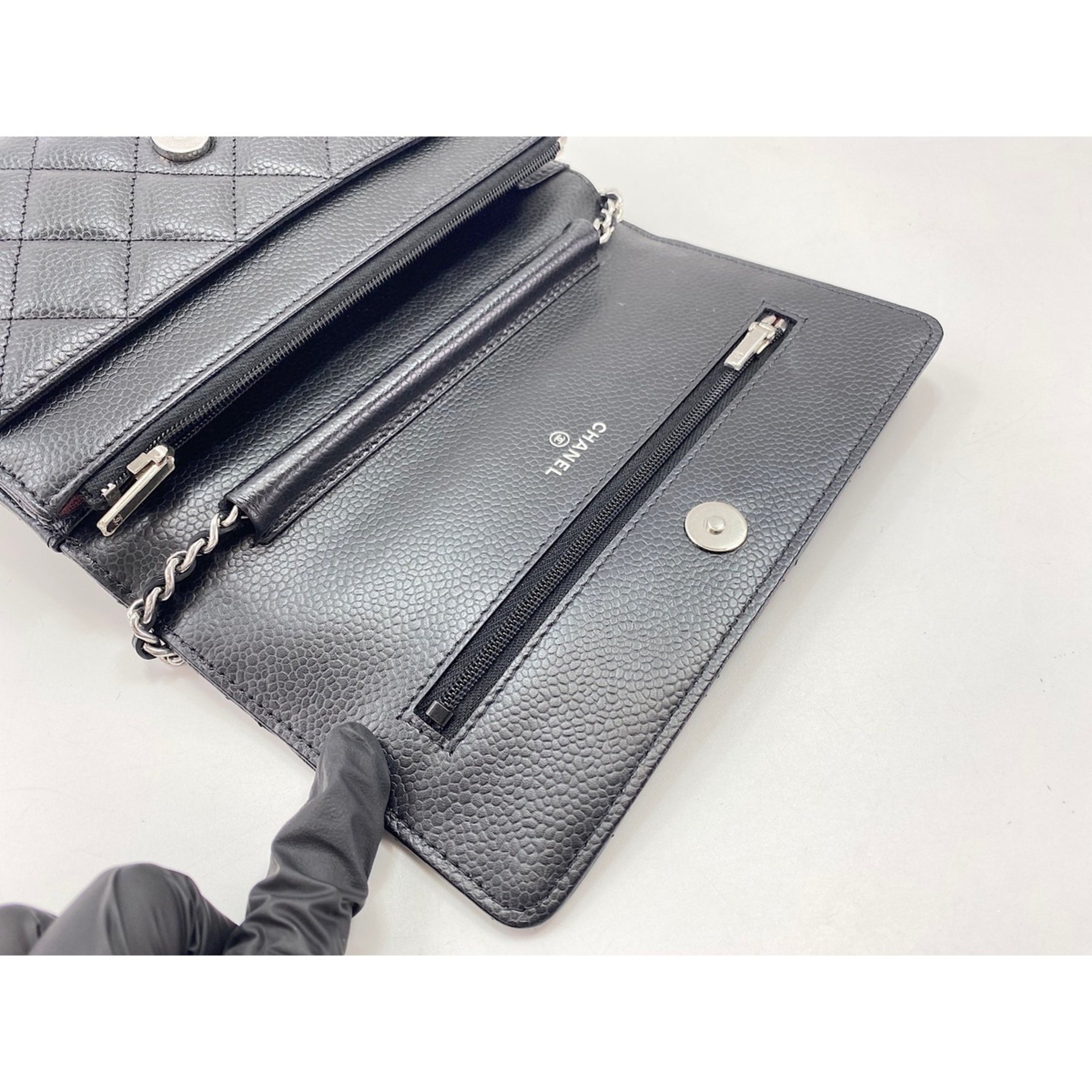 Chanel Matelasse Black Shoulder Bag (Pre-Owned)