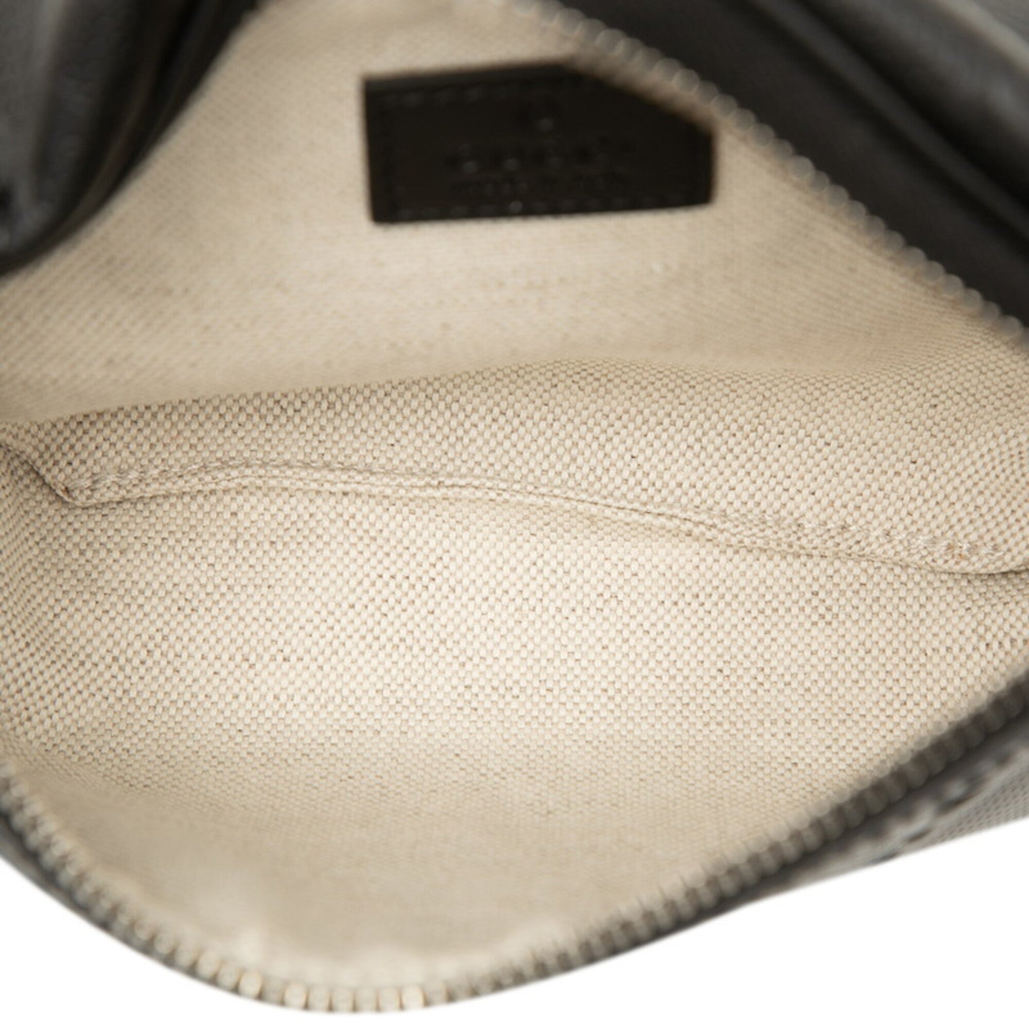 Gucci Black Leather Fanny Pack (Pre-Owned)