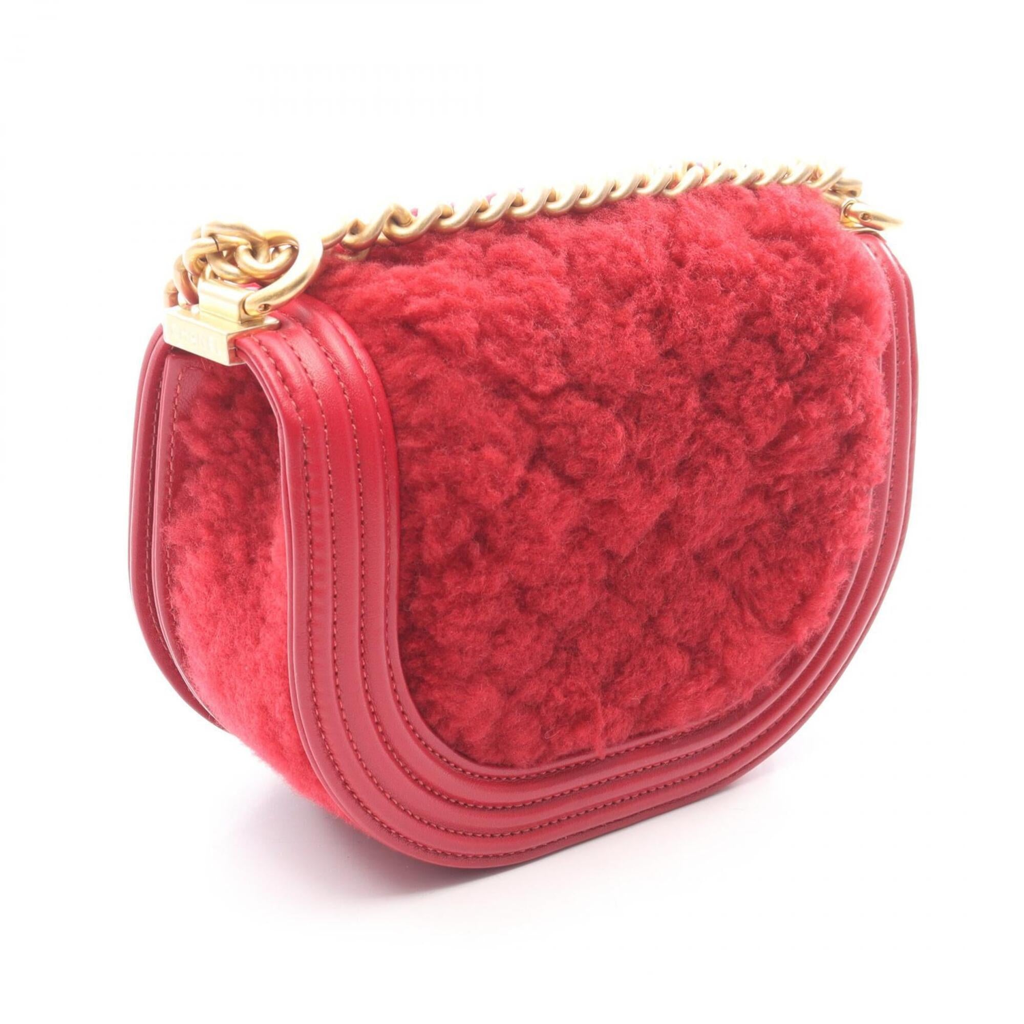 Chanel Red Color Leather Handbag Shoulder Bag (Pre-Owned)