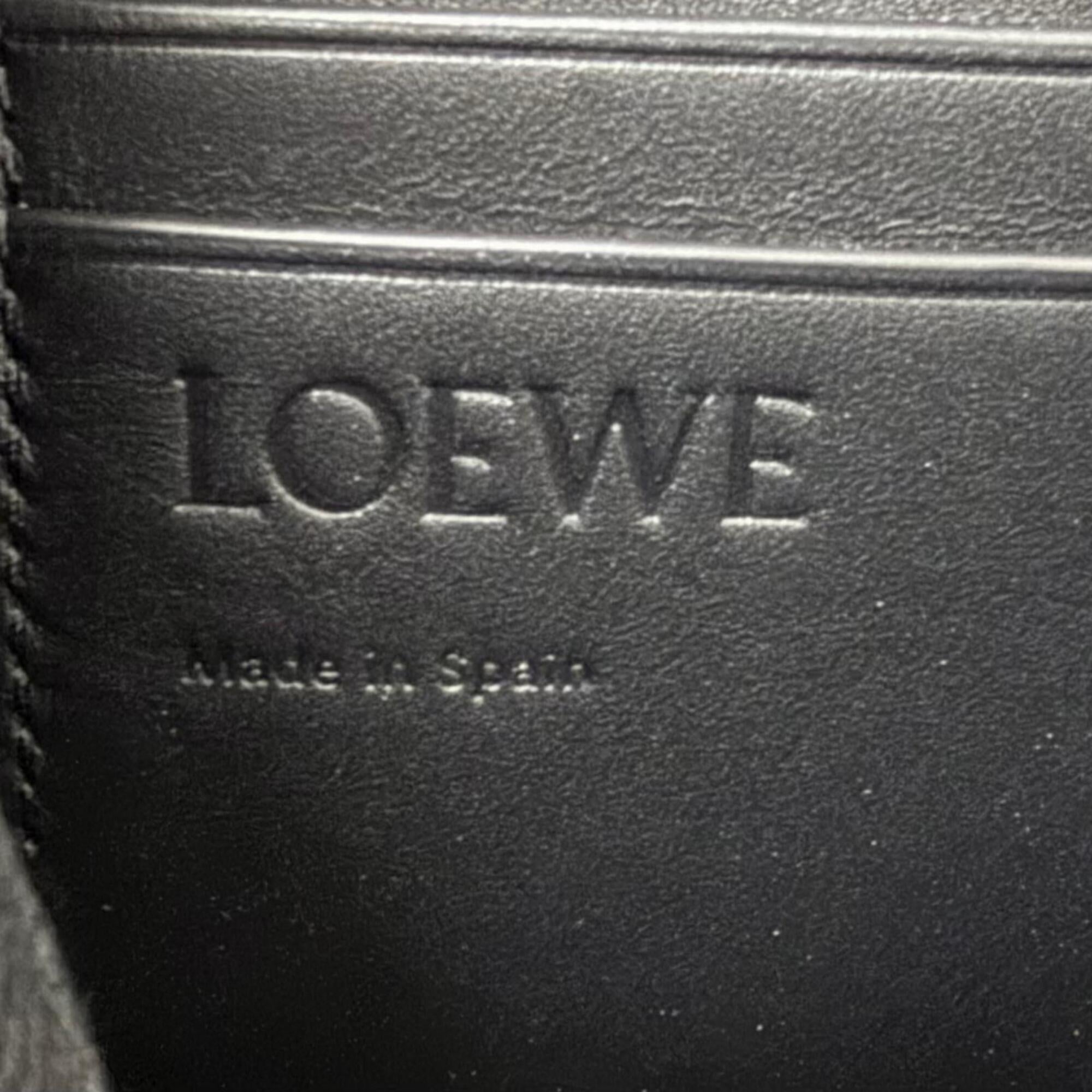Loewe Black Leather Clutch Bag (Pre-Owned)
