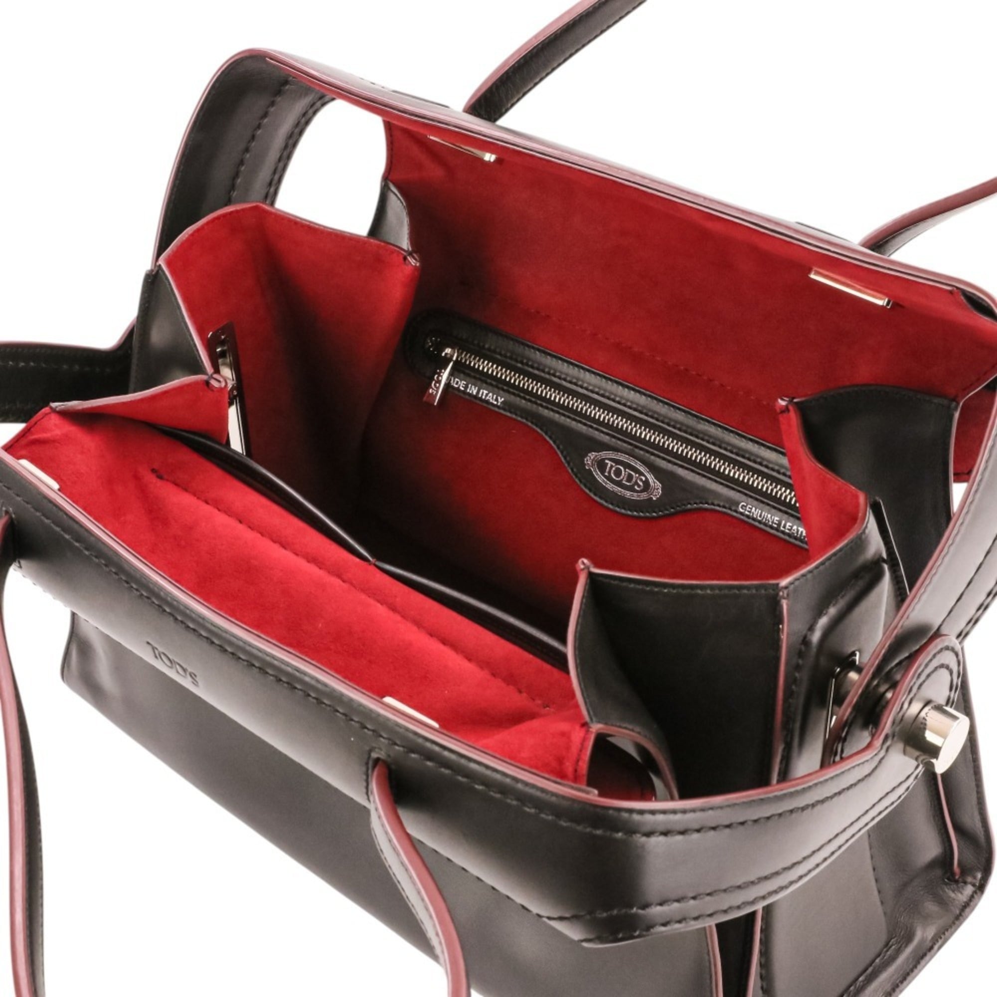 Tod's Black Leather Boston Bag Handbag (Pre-Owned)