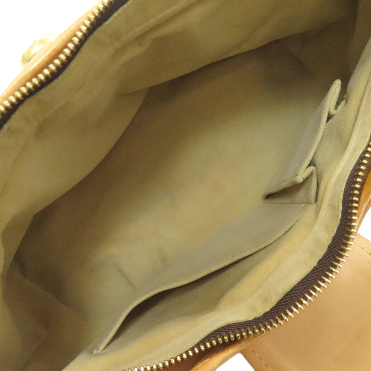 Louis Vuitton Monogram Monogram Canvas Handbag (Pre-Owned)