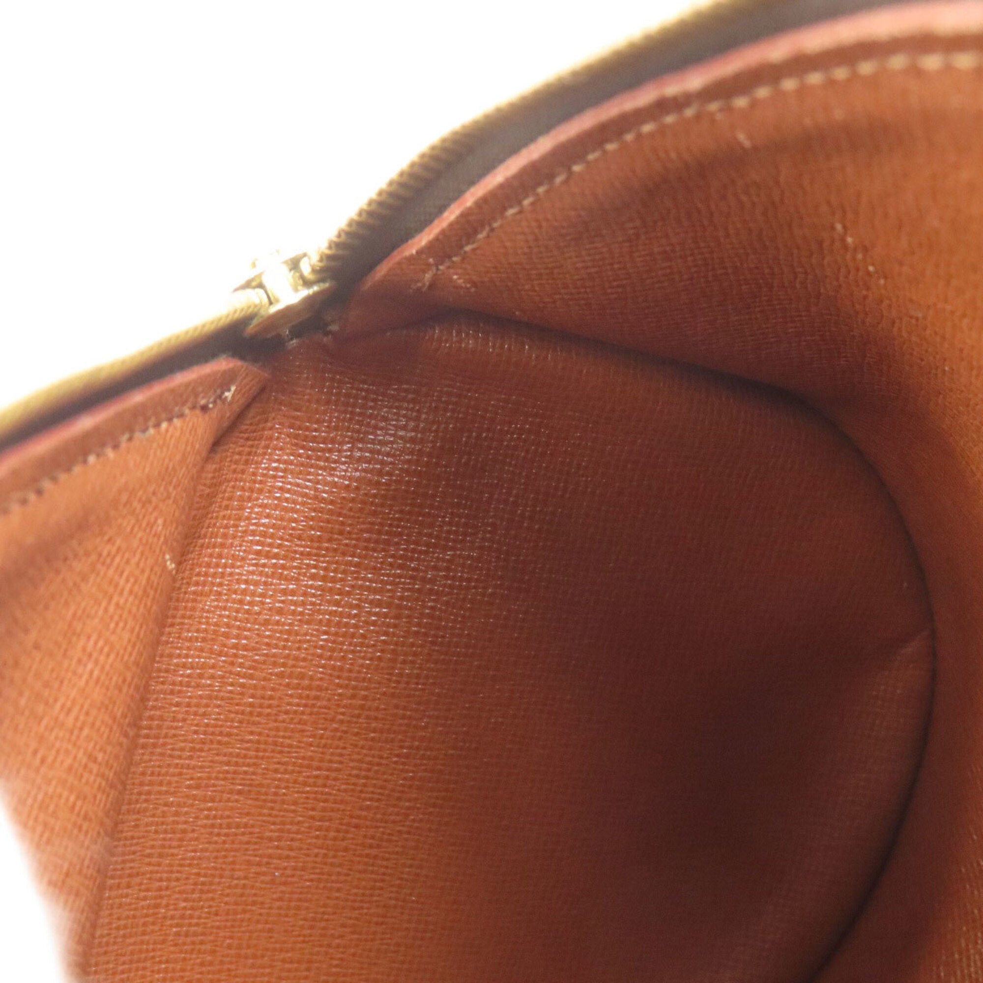 Louis Vuitton Monogram Monogram Monogram Handbag (Pre-Owned)
