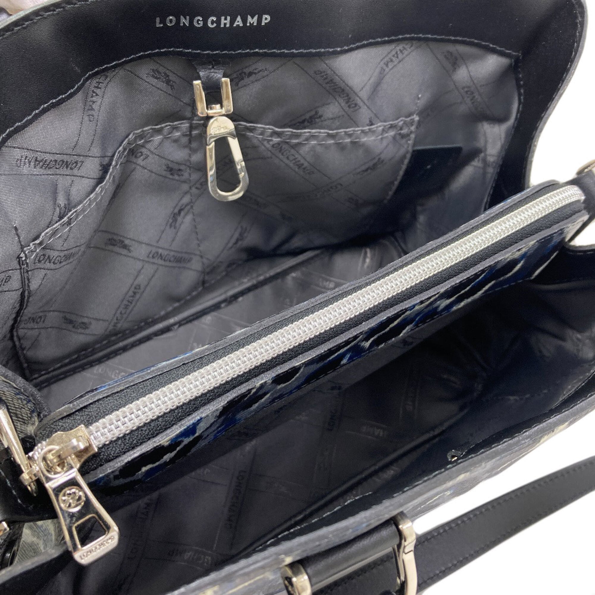Longchamp Black Blue Leather Handbag (Pre-Owned)