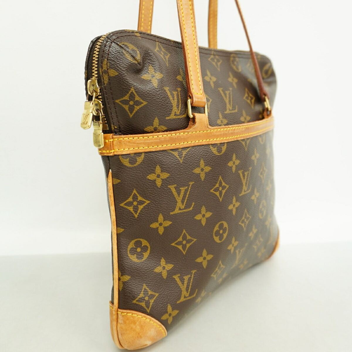 Louis Vuitton Brown Shoulder Bag (Pre-Owned)