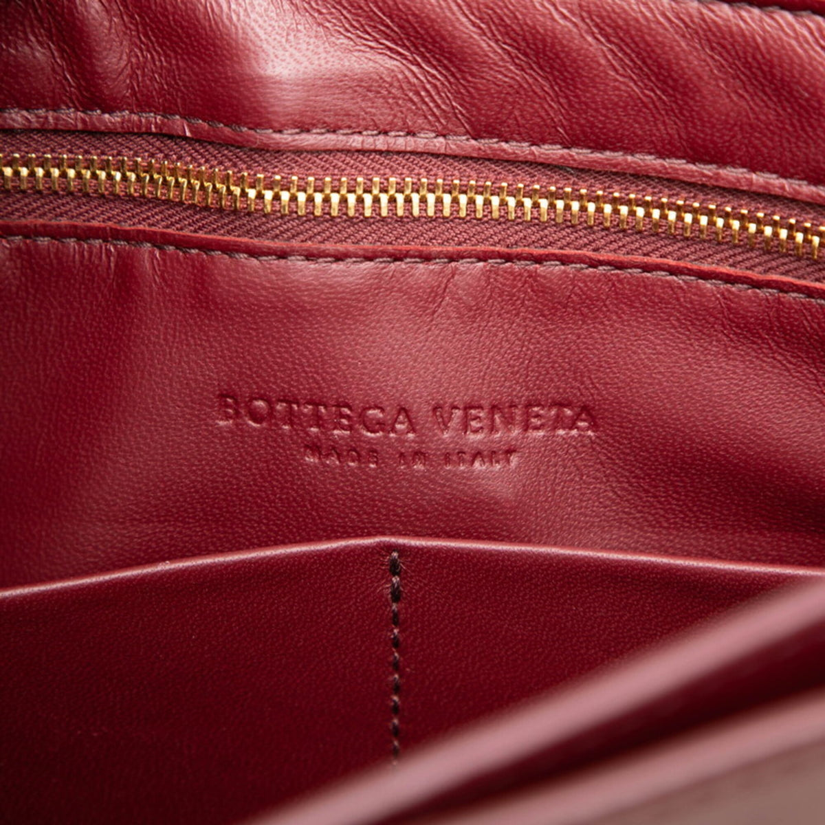 Bottega Veneta Bordeaux Red Color Wine Leather Shoulder Bag (Pre-Owned)