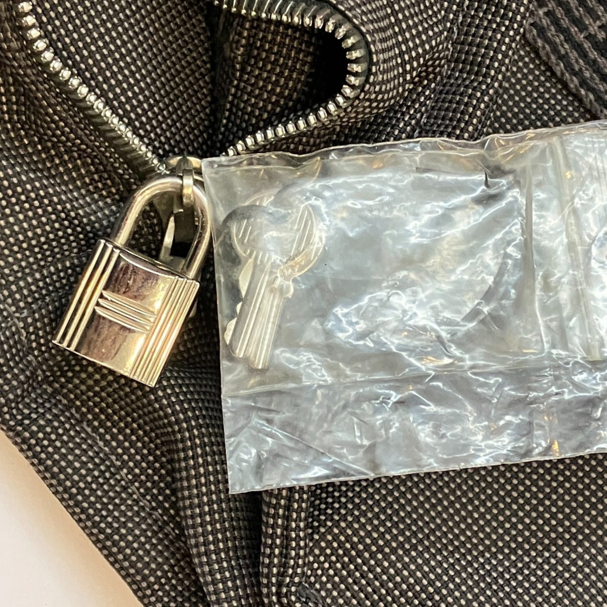 Hermes Black Tote Bag (Pre-Owned)