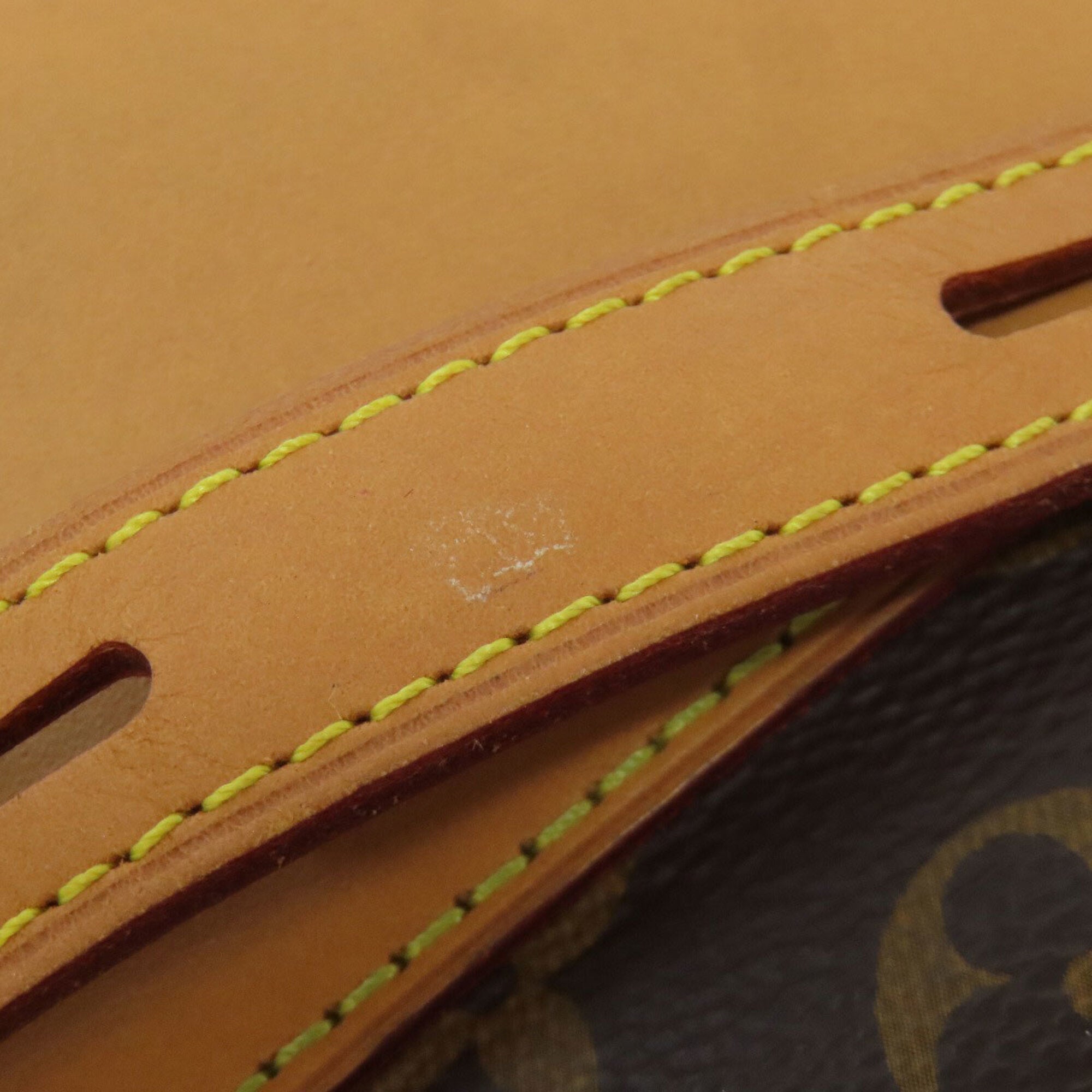 Louis Vuitton Brown Monogram Monogram Canvas Shoulder Bag (Pre-Owned)