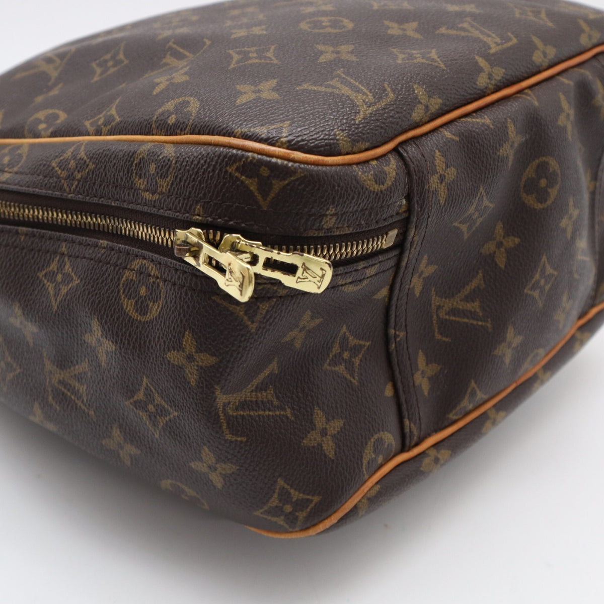 Louis Vuitton Beige Brown Monogram Coated Canvas Leather Handbag (Pre-Owned)