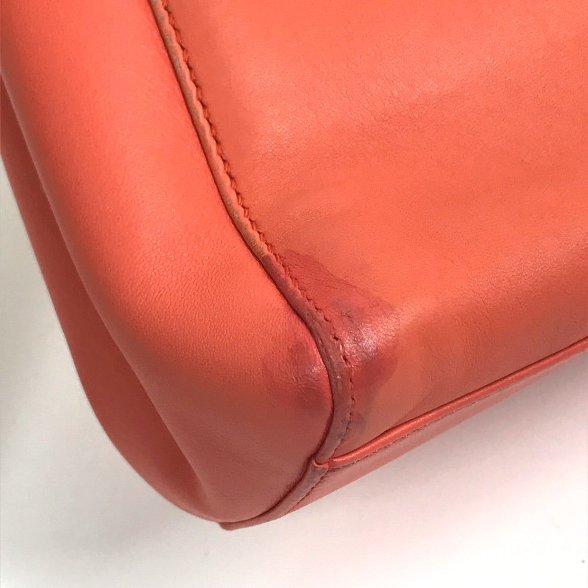 Fendi Pink Leather Handbag (Pre-Owned)