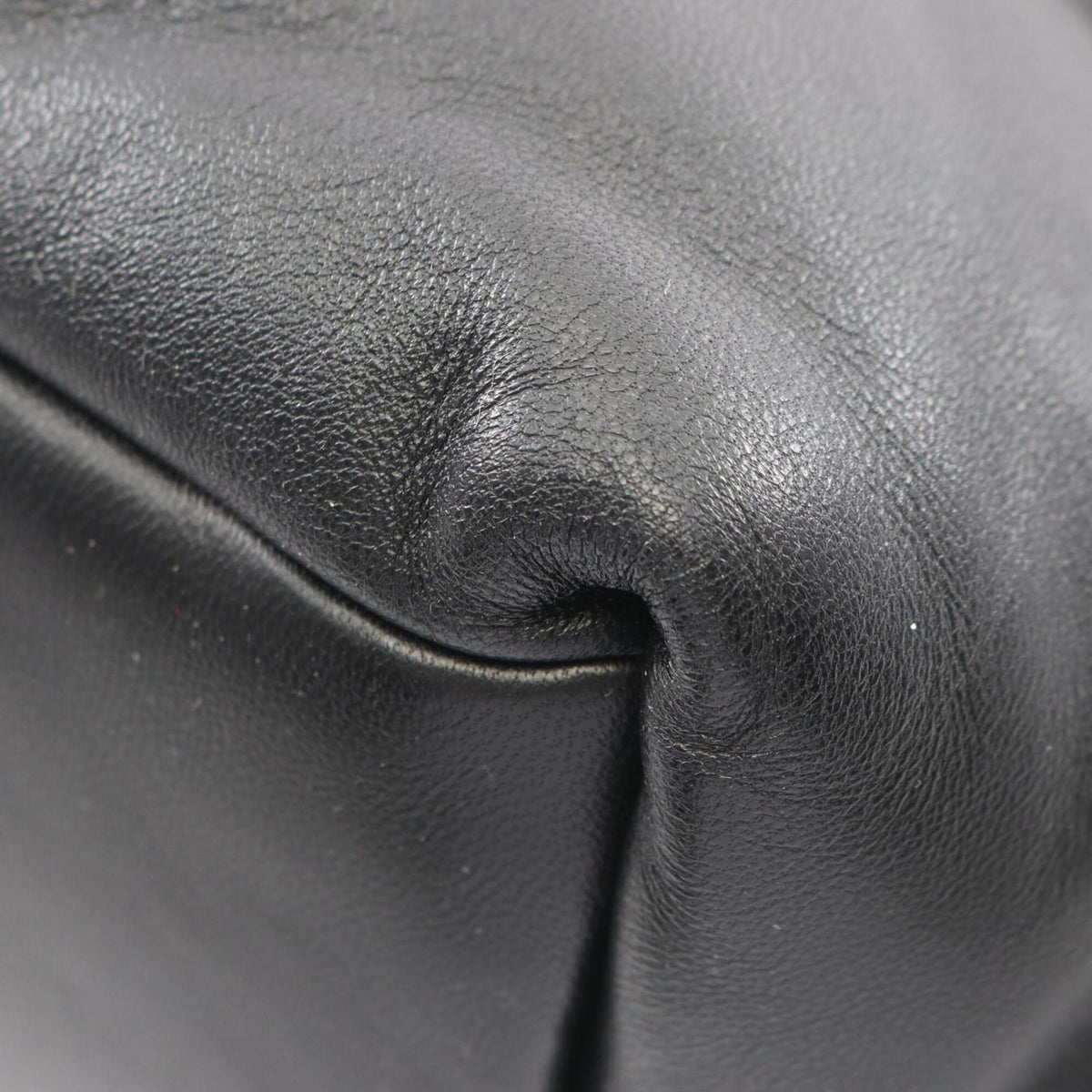 Yves Saint Laurent Black Leather Tote Bag (Pre-Owned)