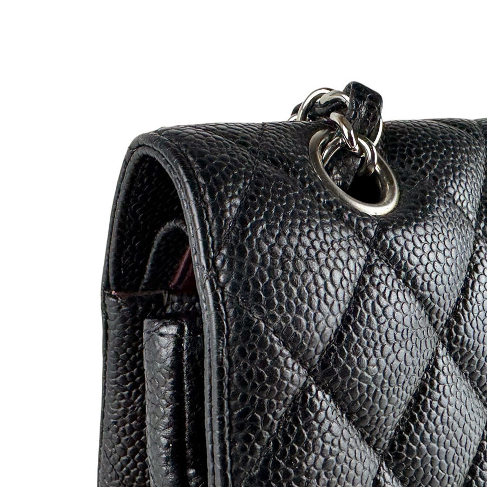Chanel Black Grained Calfskin Shoulder Bag (Pre-Owned)