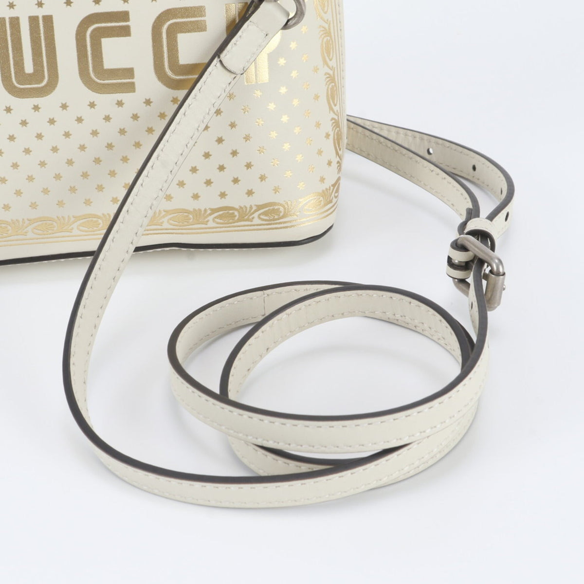 Gucci Gold Ivory Leather Shoulder Bag (Pre-Owned)