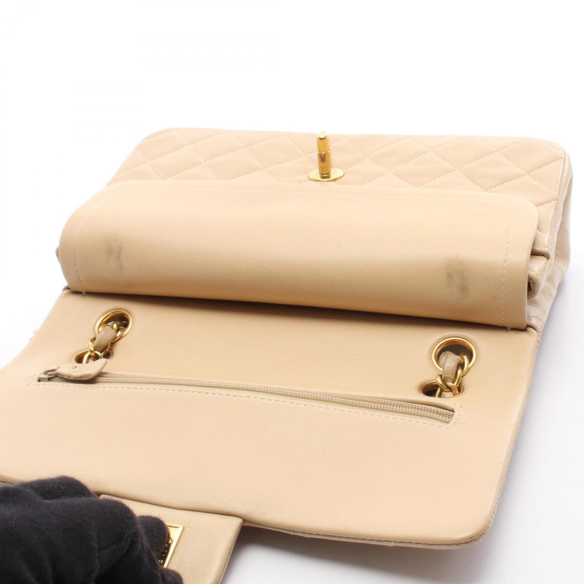Chanel Beige Leather Handbag Shoulder Bag (Pre-Owned)