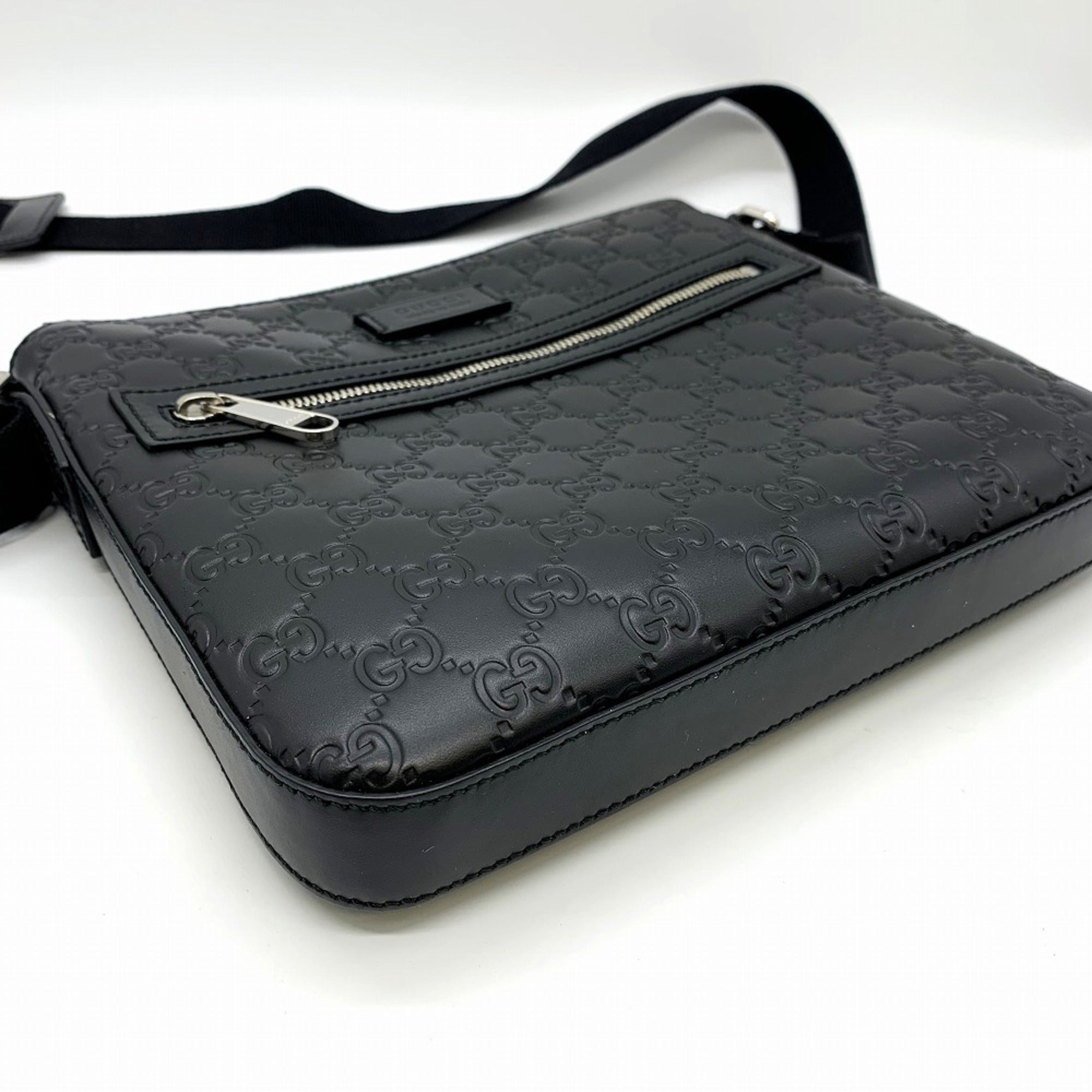 Gucci Black Leather Shoulder Bag (Pre-Owned)