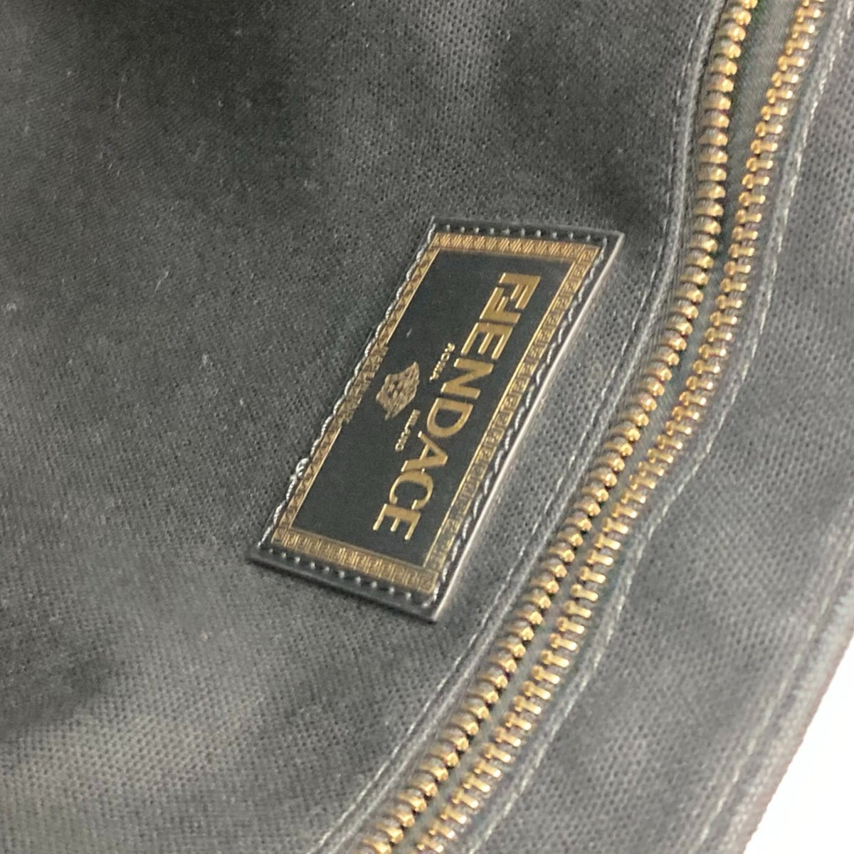 Fendi Black Cloth Shoulder Bag (Pre-Owned)