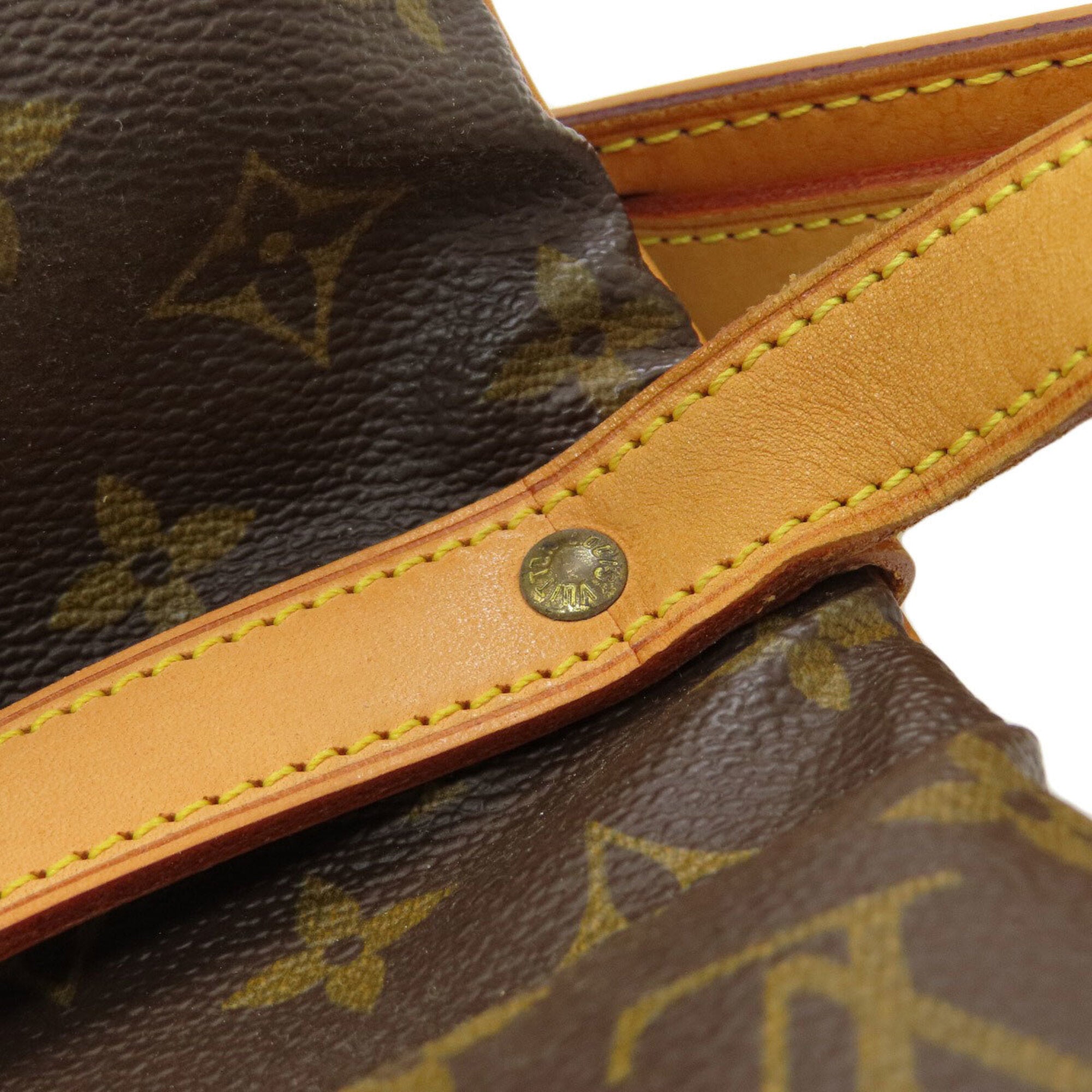 Louis Vuitton Monogram Monogram Shoulder Bag (Pre-Owned)