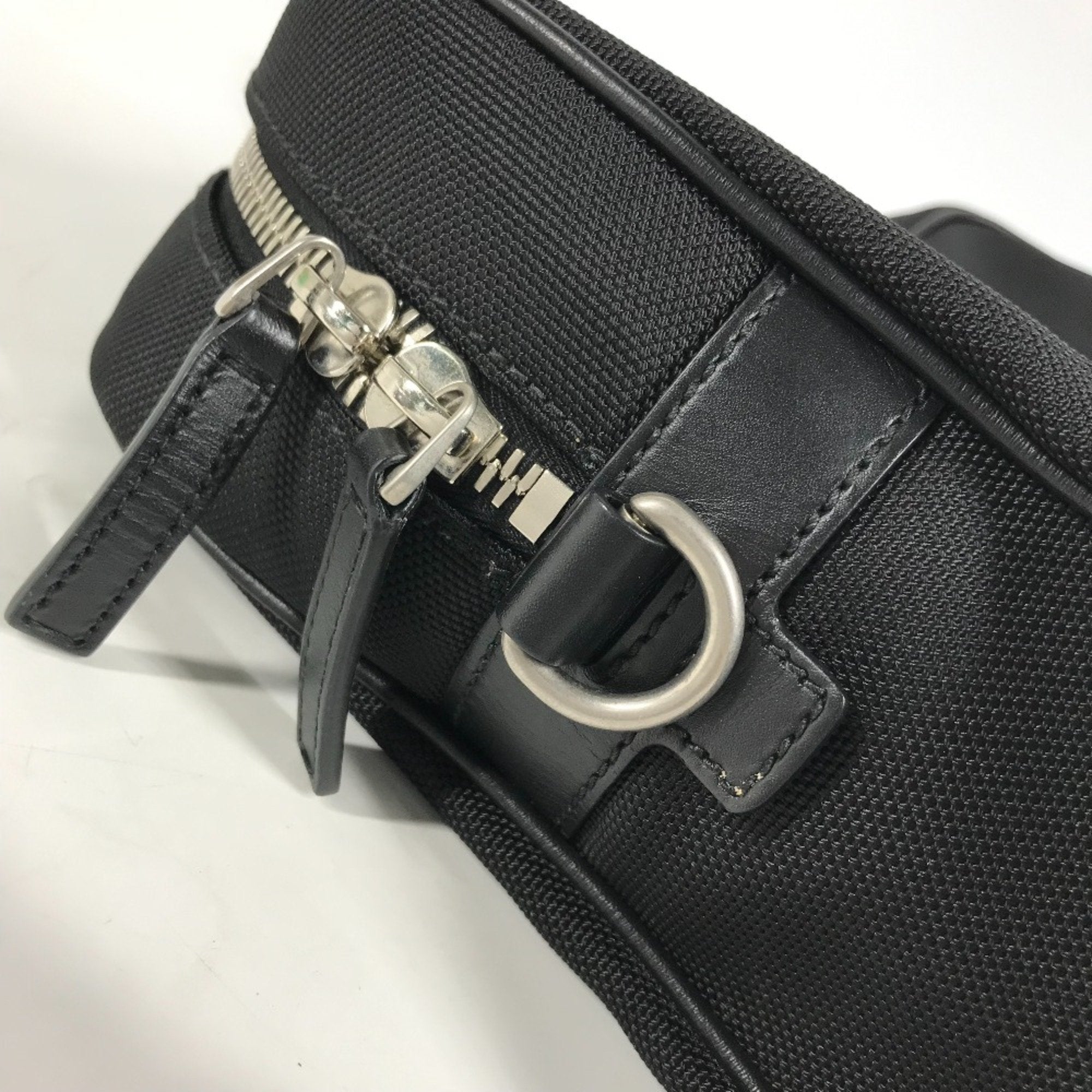 Gucci Black Leather Tote Bag (Pre-Owned)