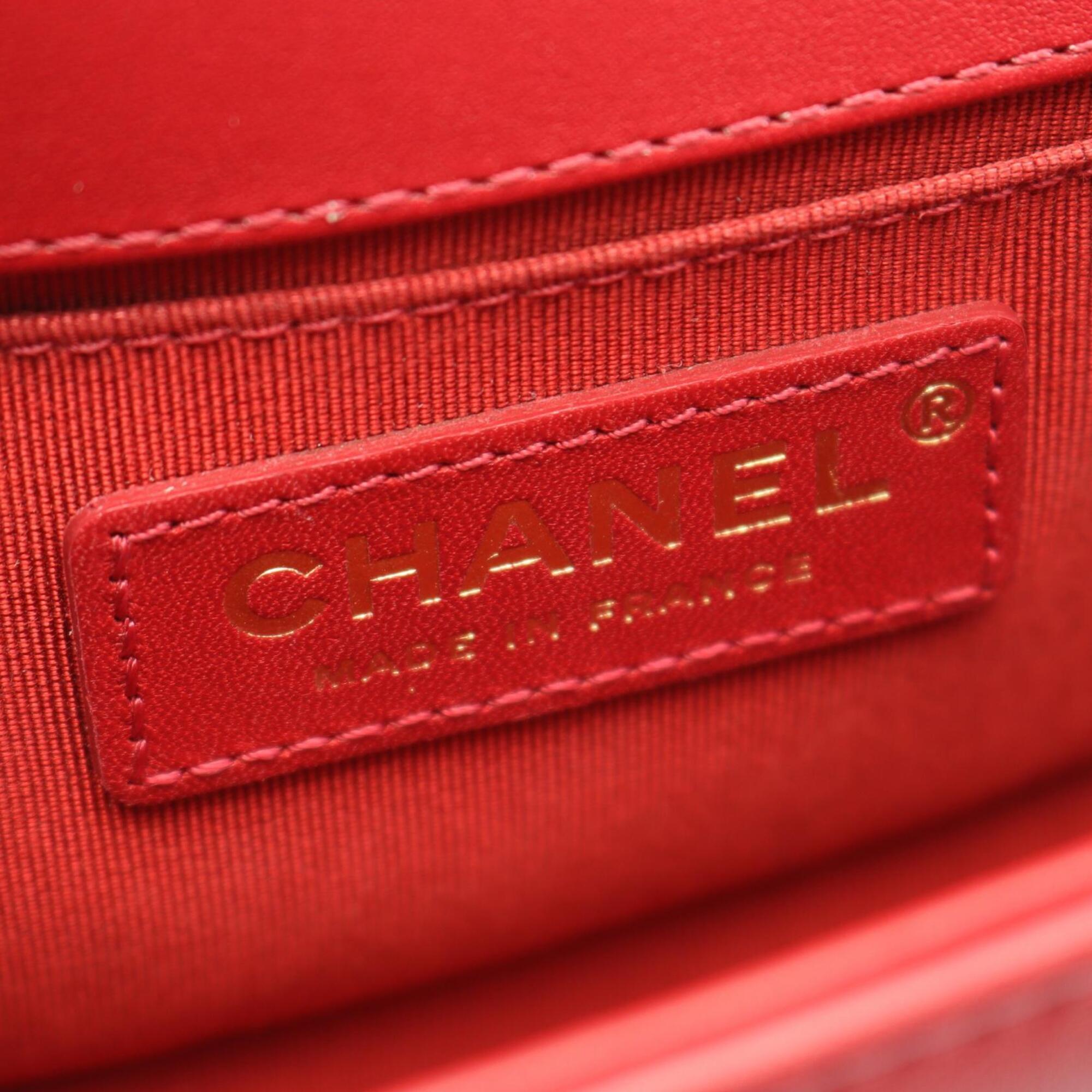 Chanel Red Color Leather Handbag Shoulder Bag (Pre-Owned)