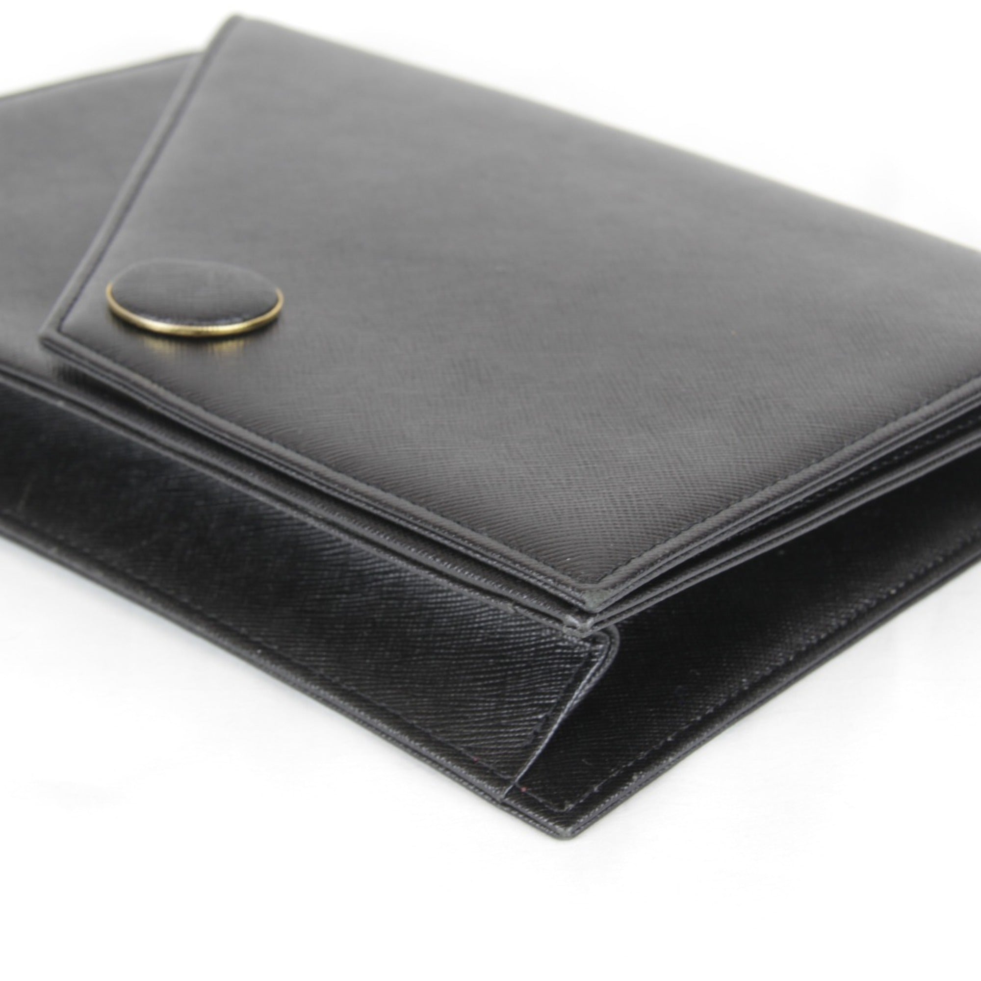 Saint Laurent Black Leather Clutch Bag (Pre-Owned)