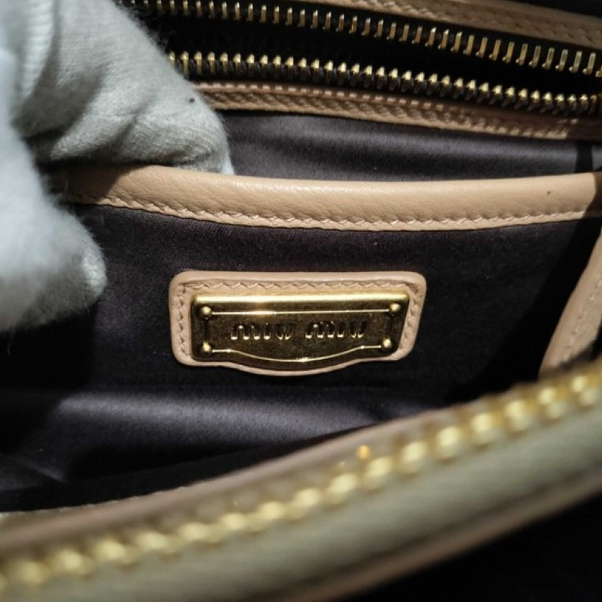 Miu Miu Beige Leather Handbag (Pre-Owned)