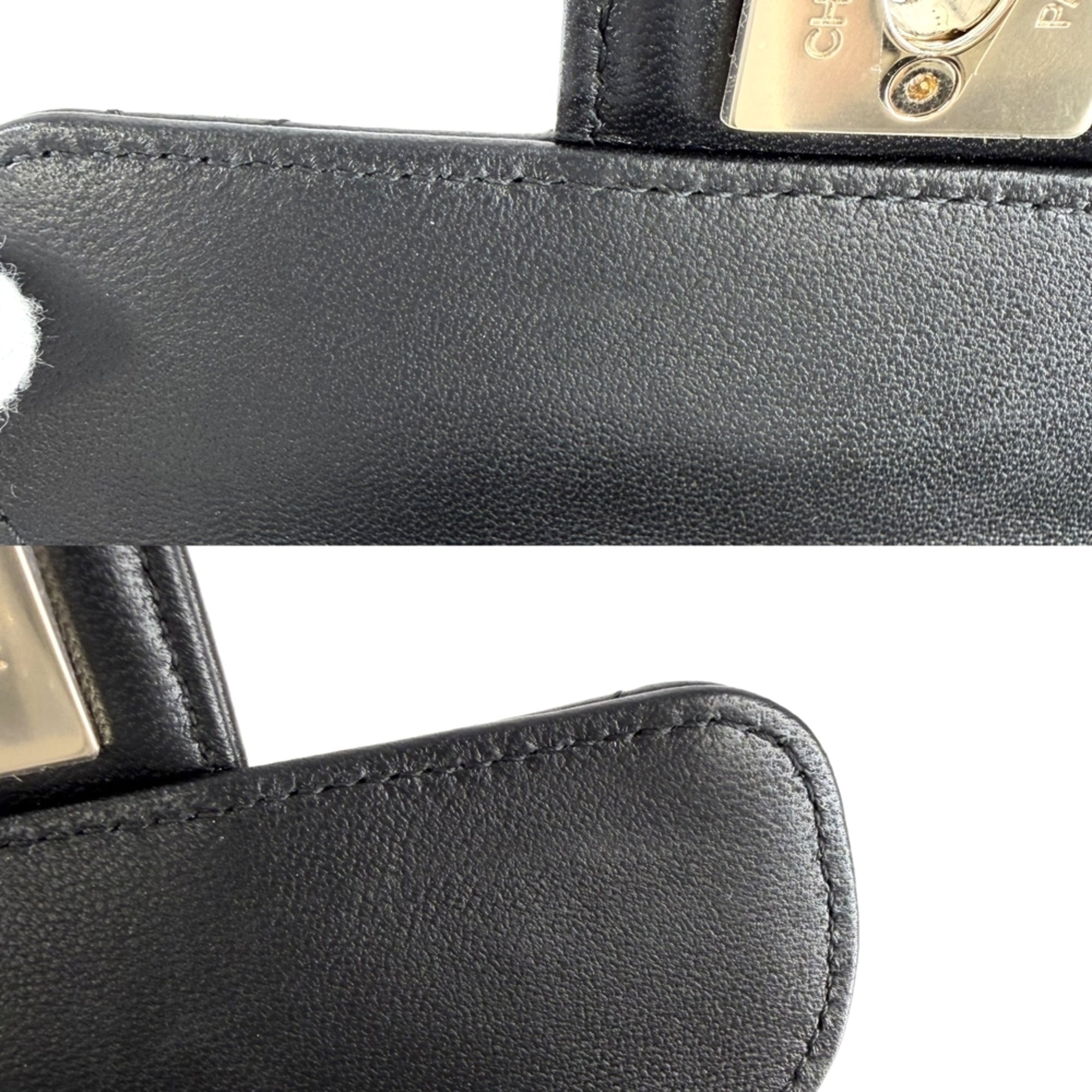 Chanel Black White Leather Pochette Shoulder Bag (Pre-Owned)