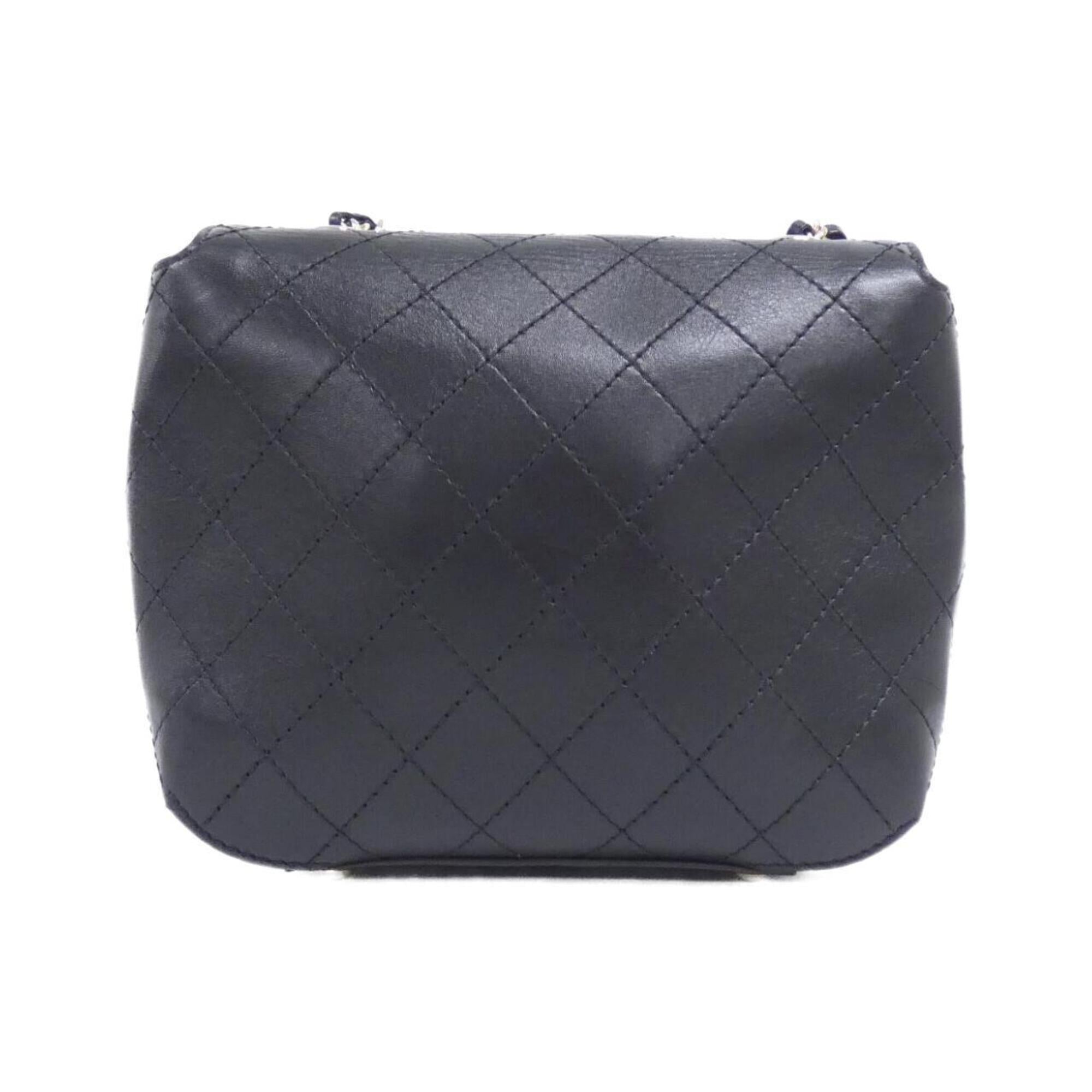 Chanel Black Leather Shoulder Bag (Pre-Owned)