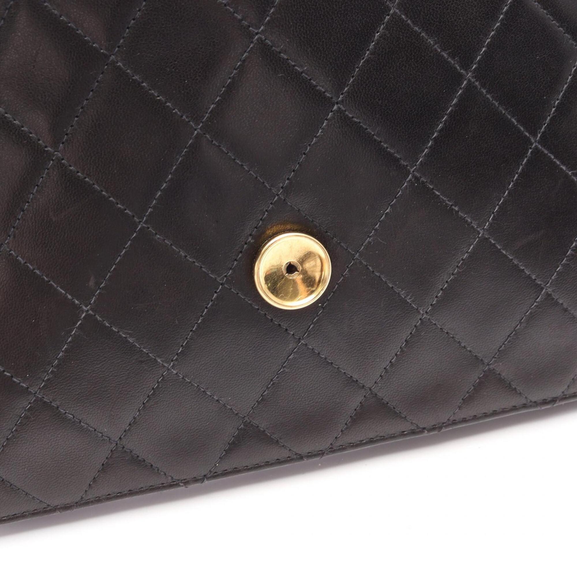 Chanel Matelasse Black Leather Handbag Shoulder Bag (Pre-Owned)