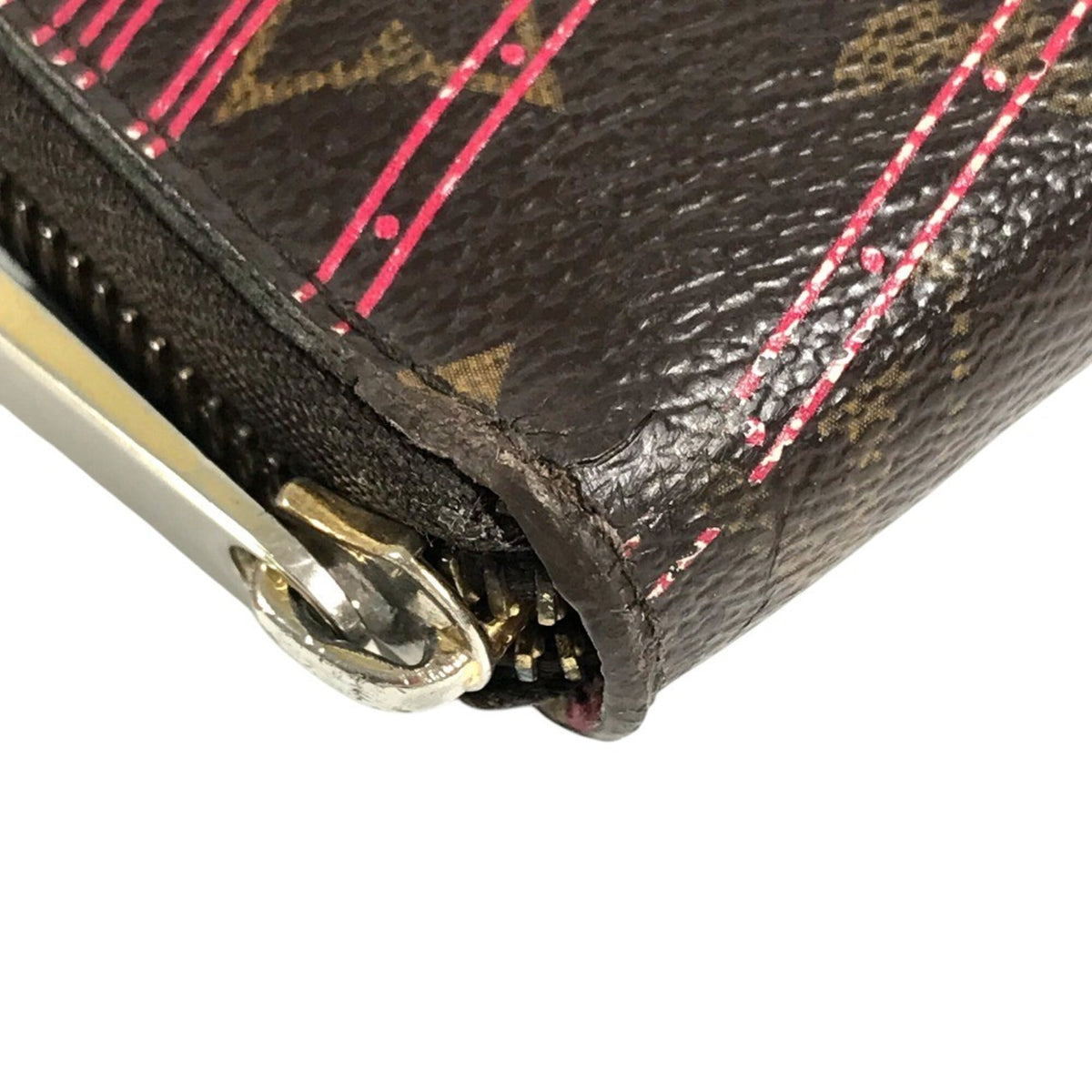 Louis Vuitton Brown Monogram Long Wallet (Bi-Fold) (Pre-Owned)