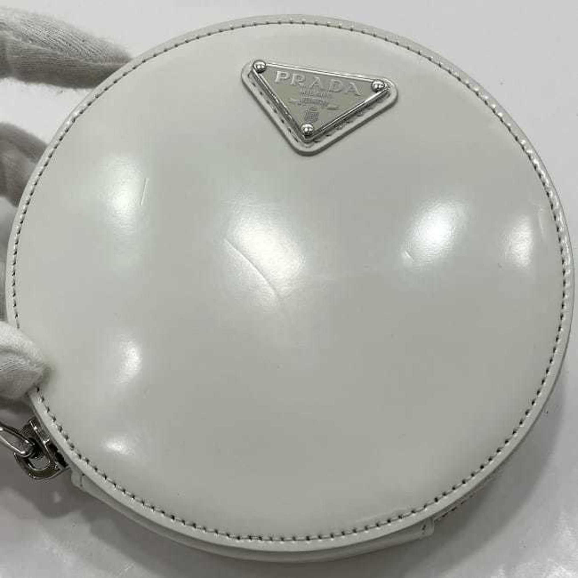 Prada White Leather Pochette Shoulder Bag (Pre-Owned)