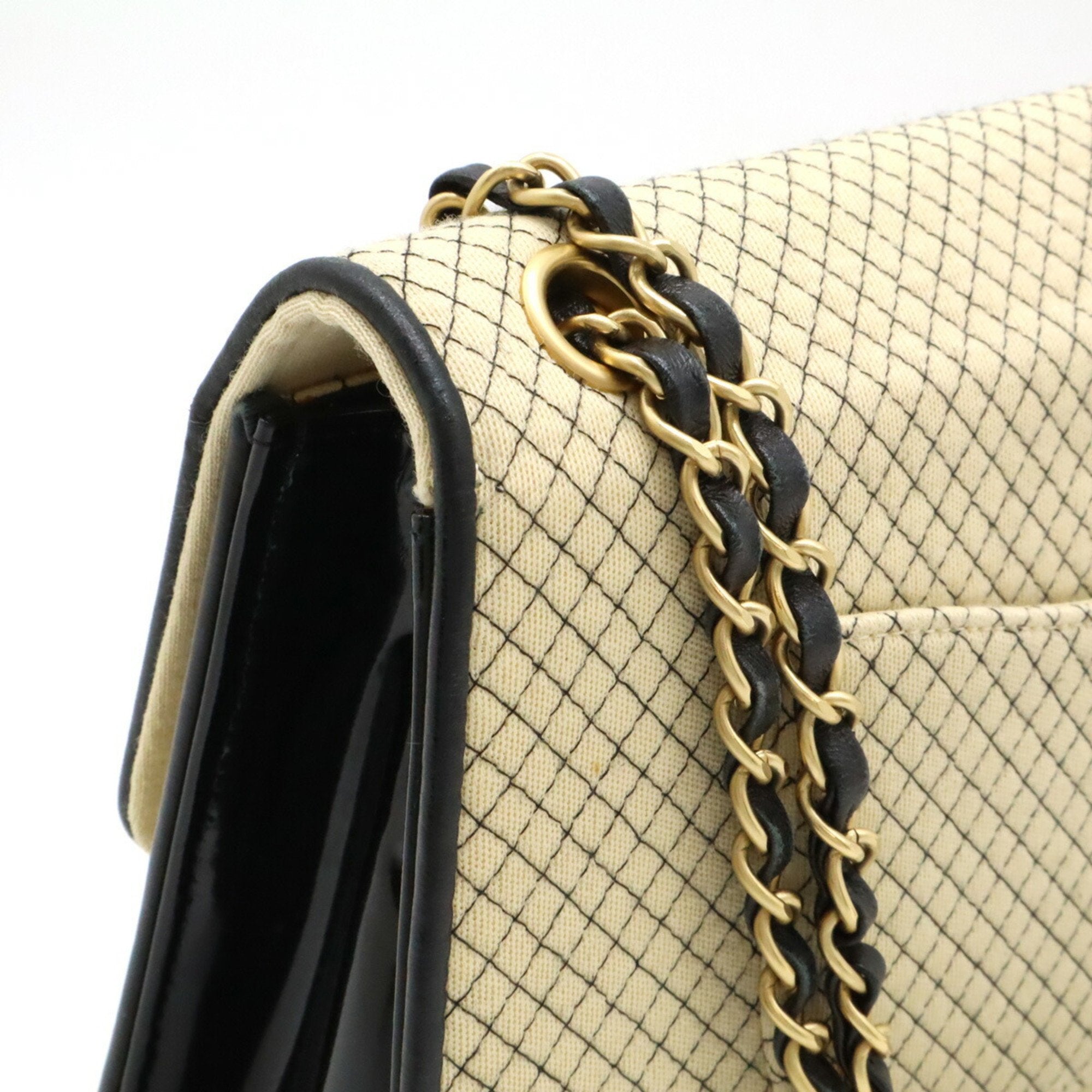 Chanel Beige Black Jersey Leather Shoulder Bag (Pre-Owned)